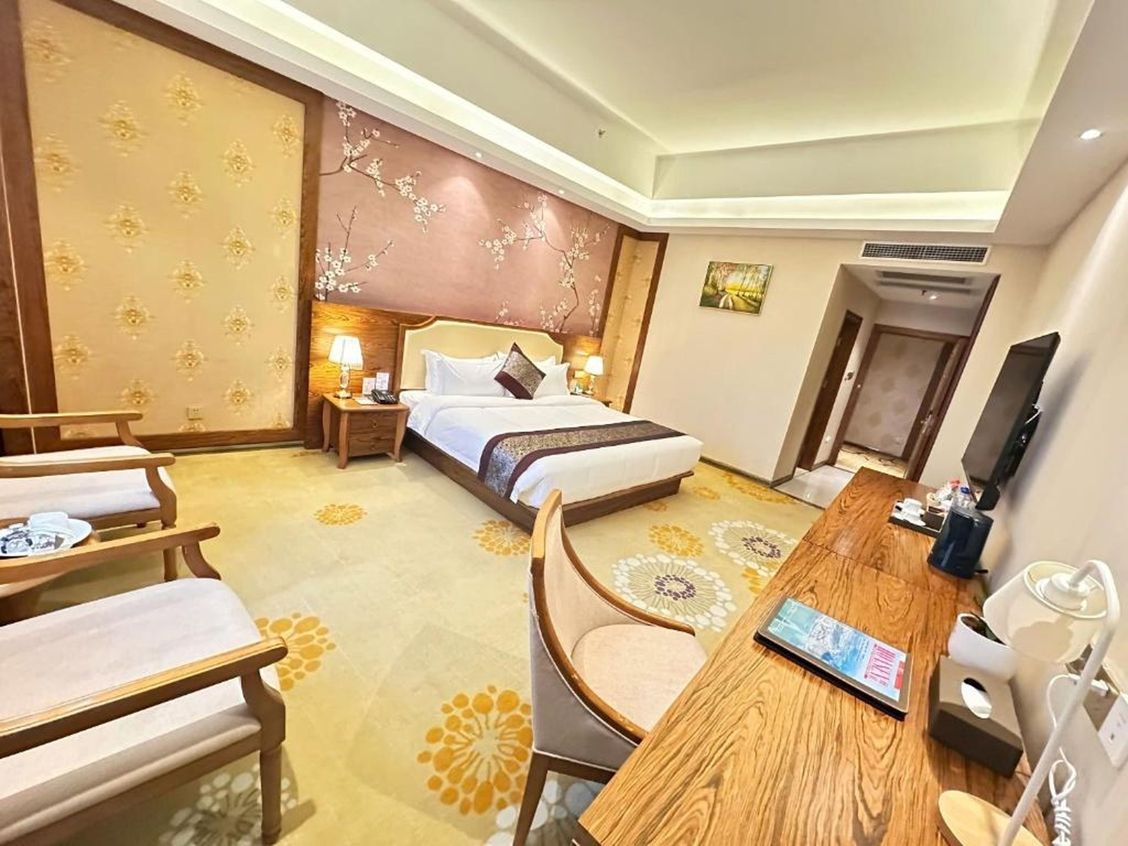 Hồng Vận Grand Hotel Móng cái - Hình 38