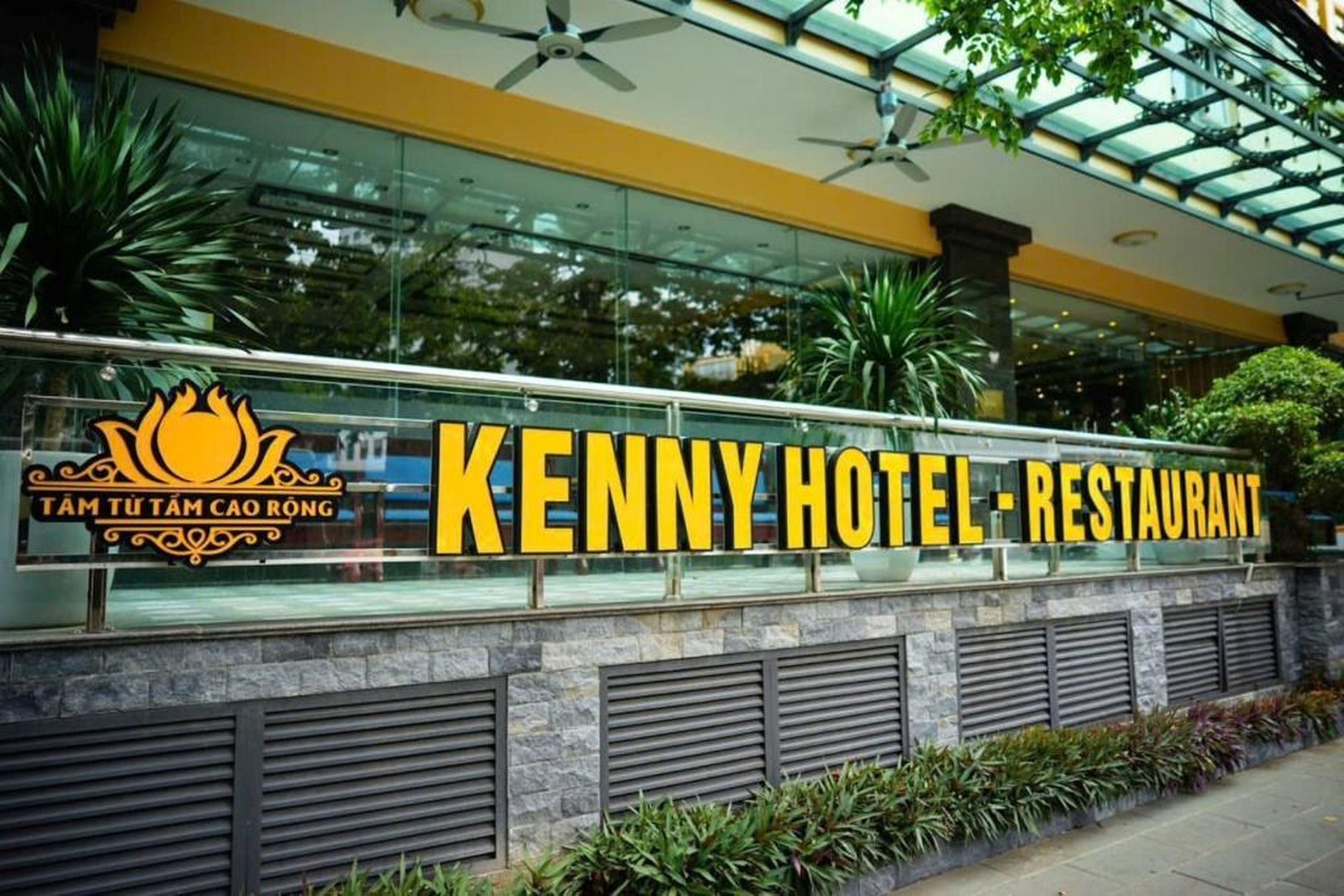 Kenny Hotel Ha Long - Hình 27