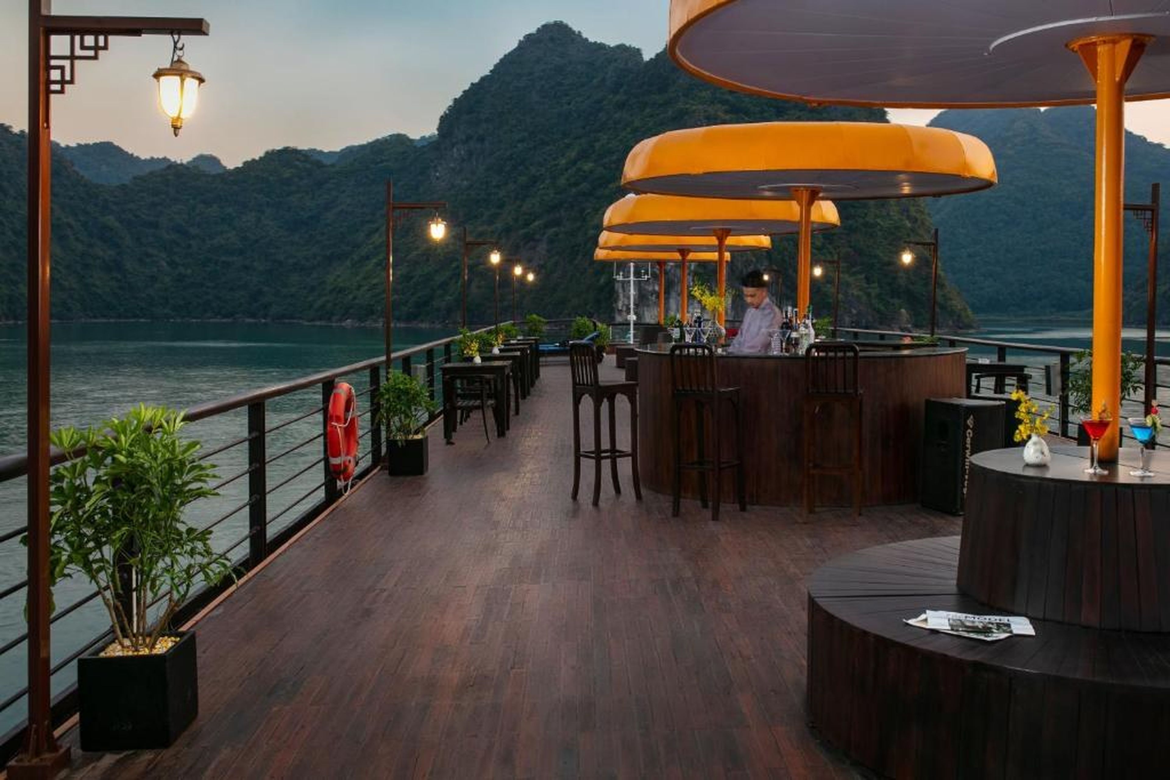 Nostalgia Halong Cruise - Hình 47