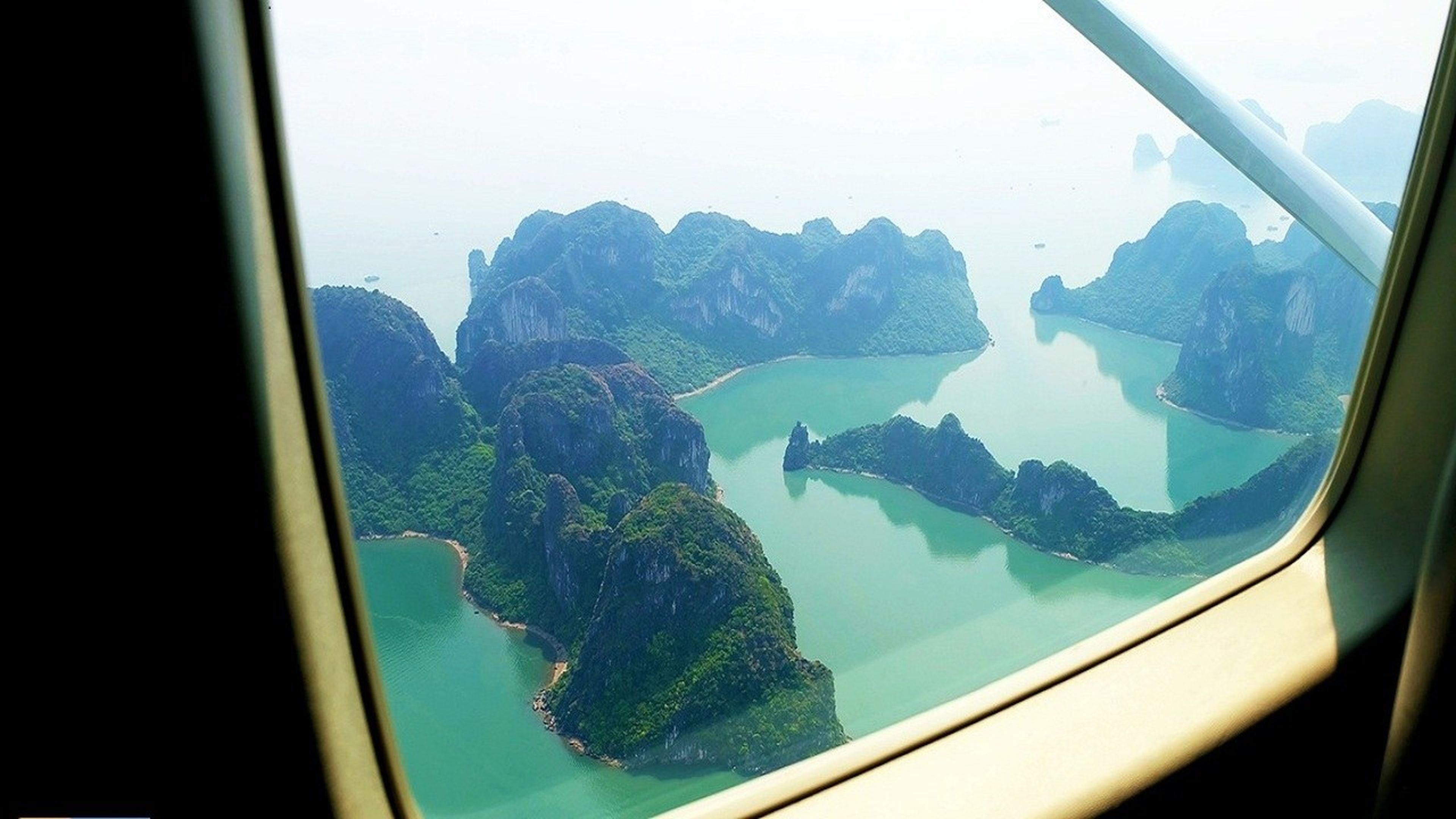 Du lịch Hạ Long - Cùng Phạm Duy Long ngắm nhìn Hạ Long từ thủy phi cơ - Hình 3