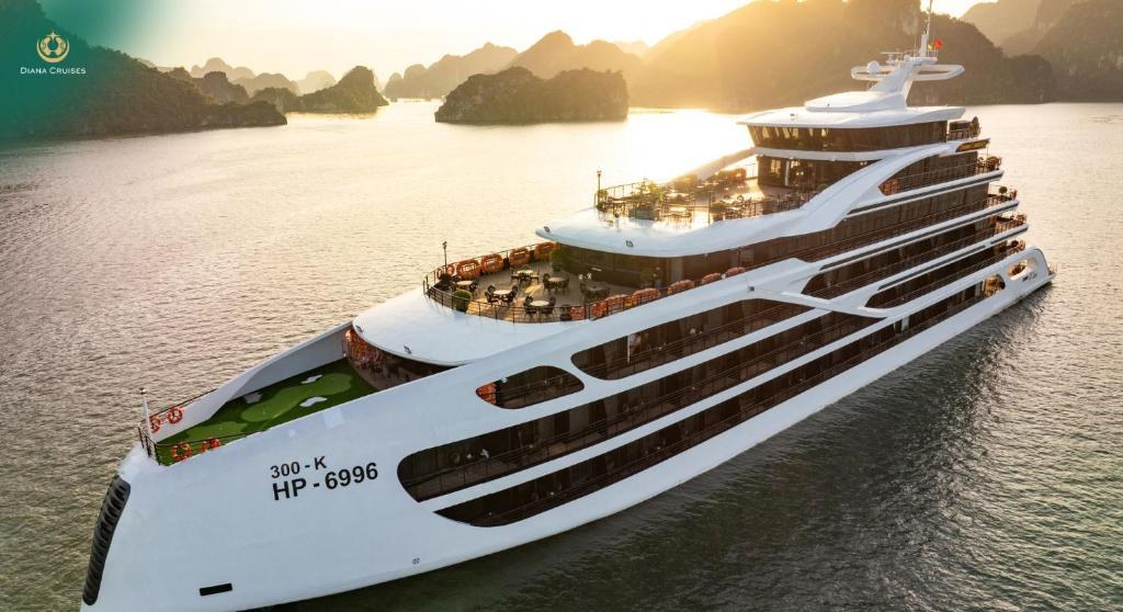 Diana Cruises Halong Bay - Luxury by Venus Group - Hình 7