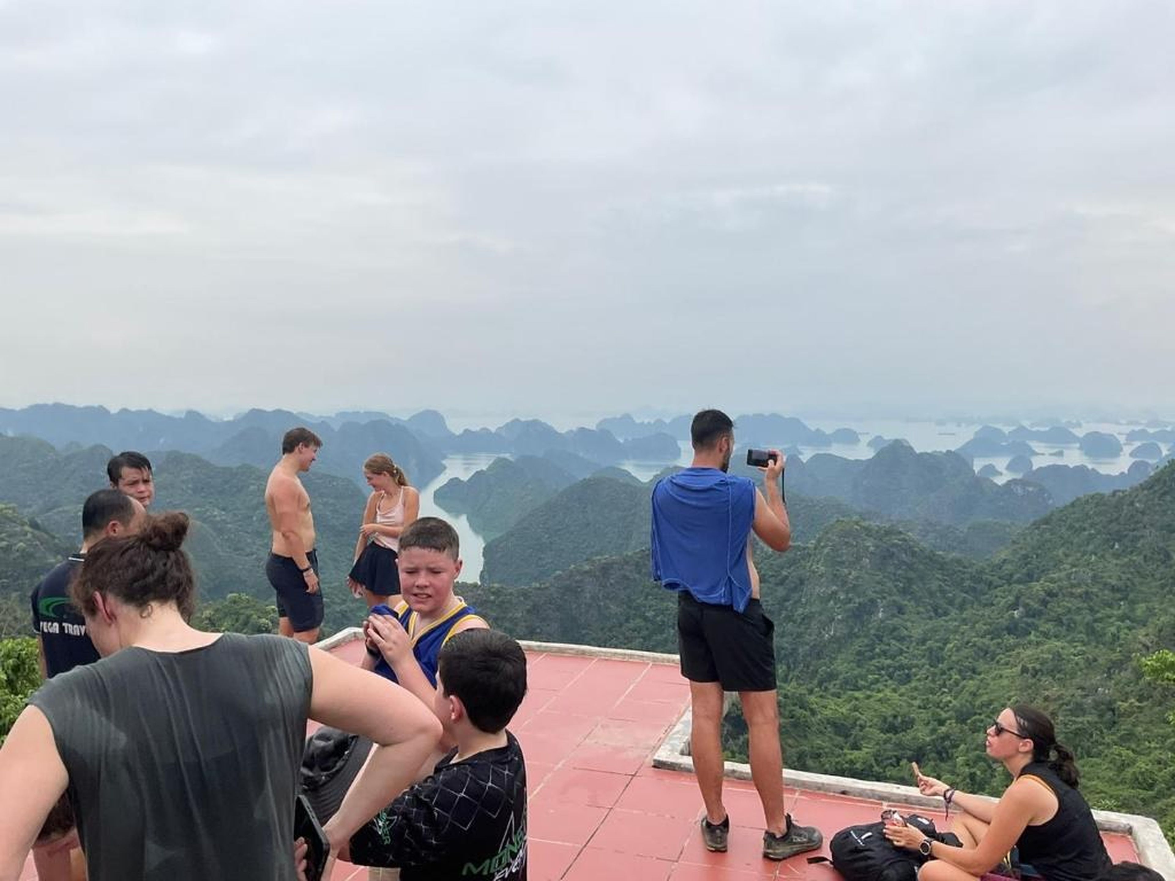 UniCharm Cruise - Hidden Route 2 Bays & Viet Hai village - Hình 50