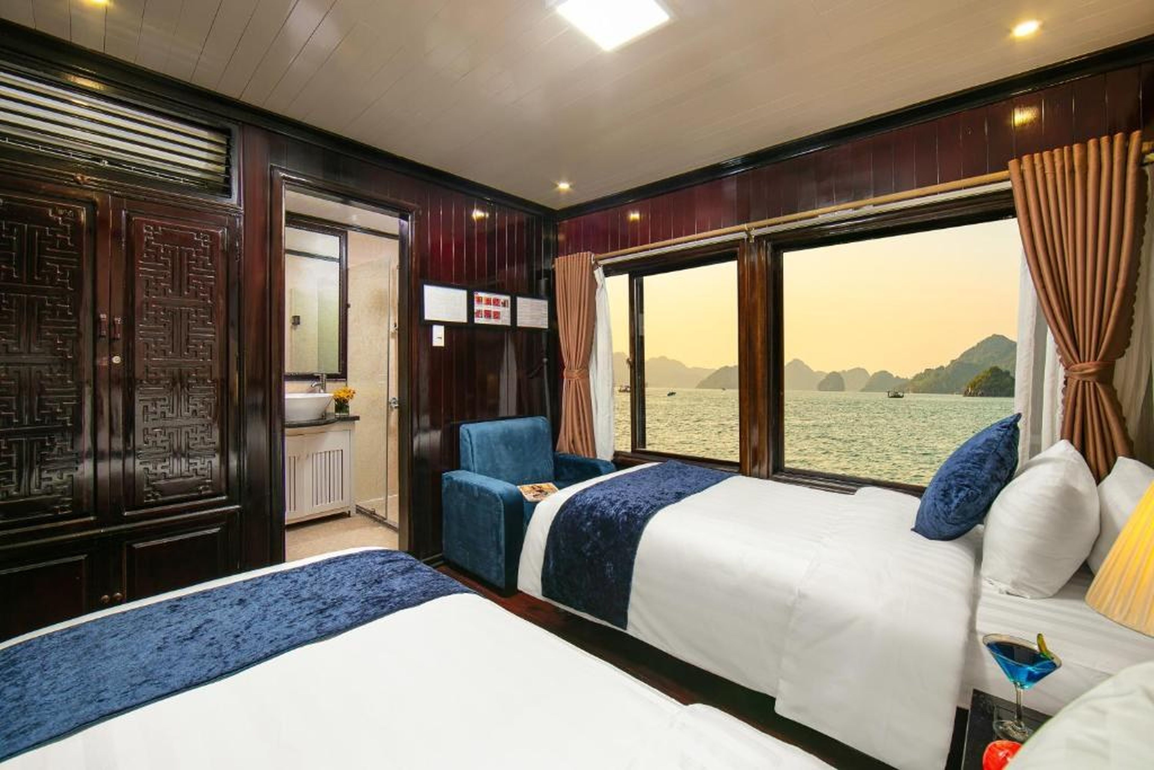 Fantasea Imperial Cruise - Hình 15