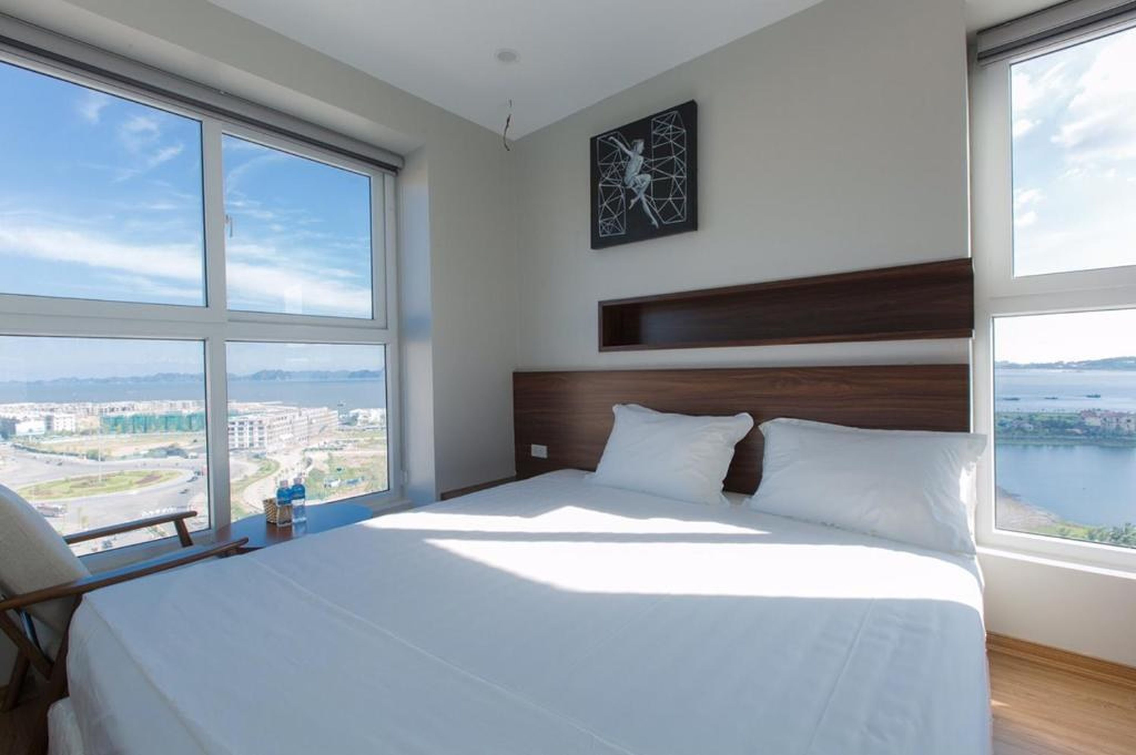 Homestay Ha Long luxury (sea ​​view) - Hình 32