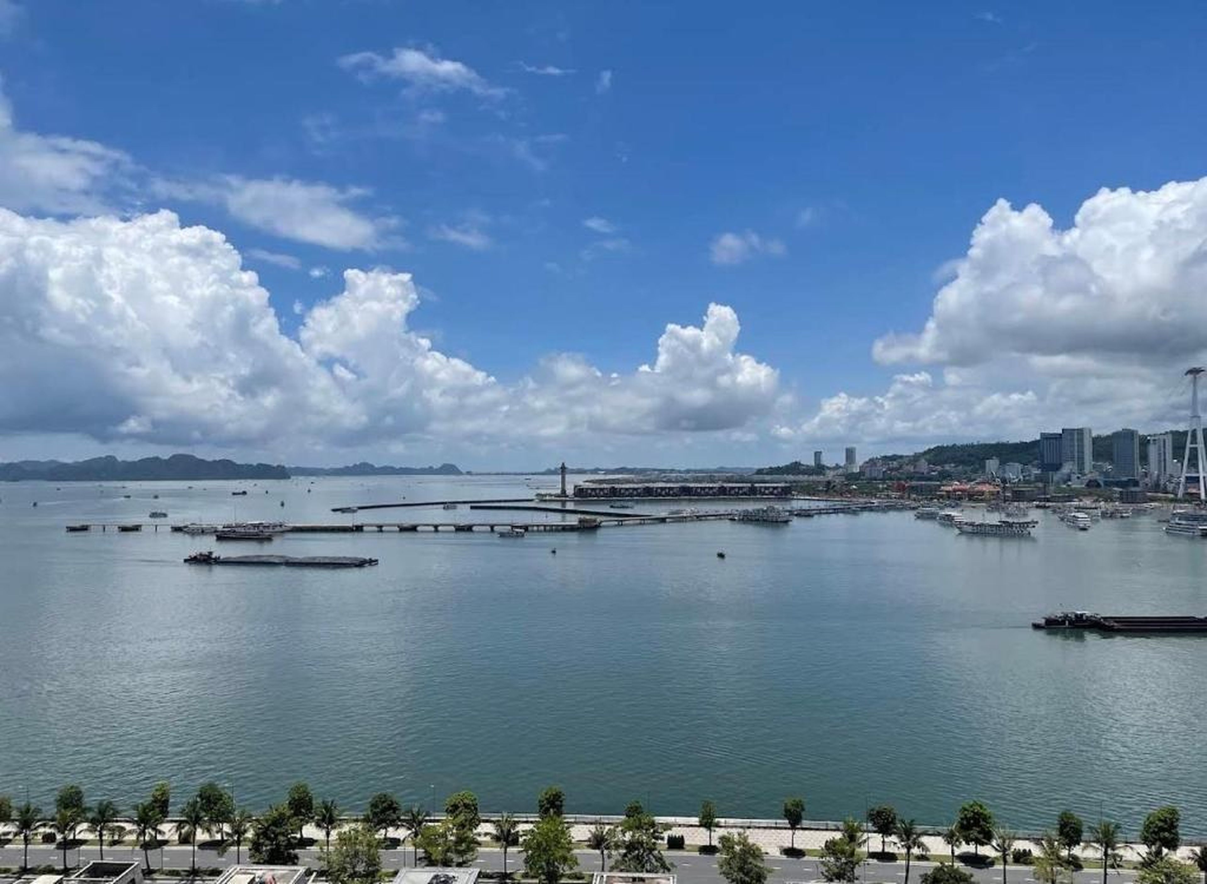 The Sapphire Ha Long Homestay - Hình 33