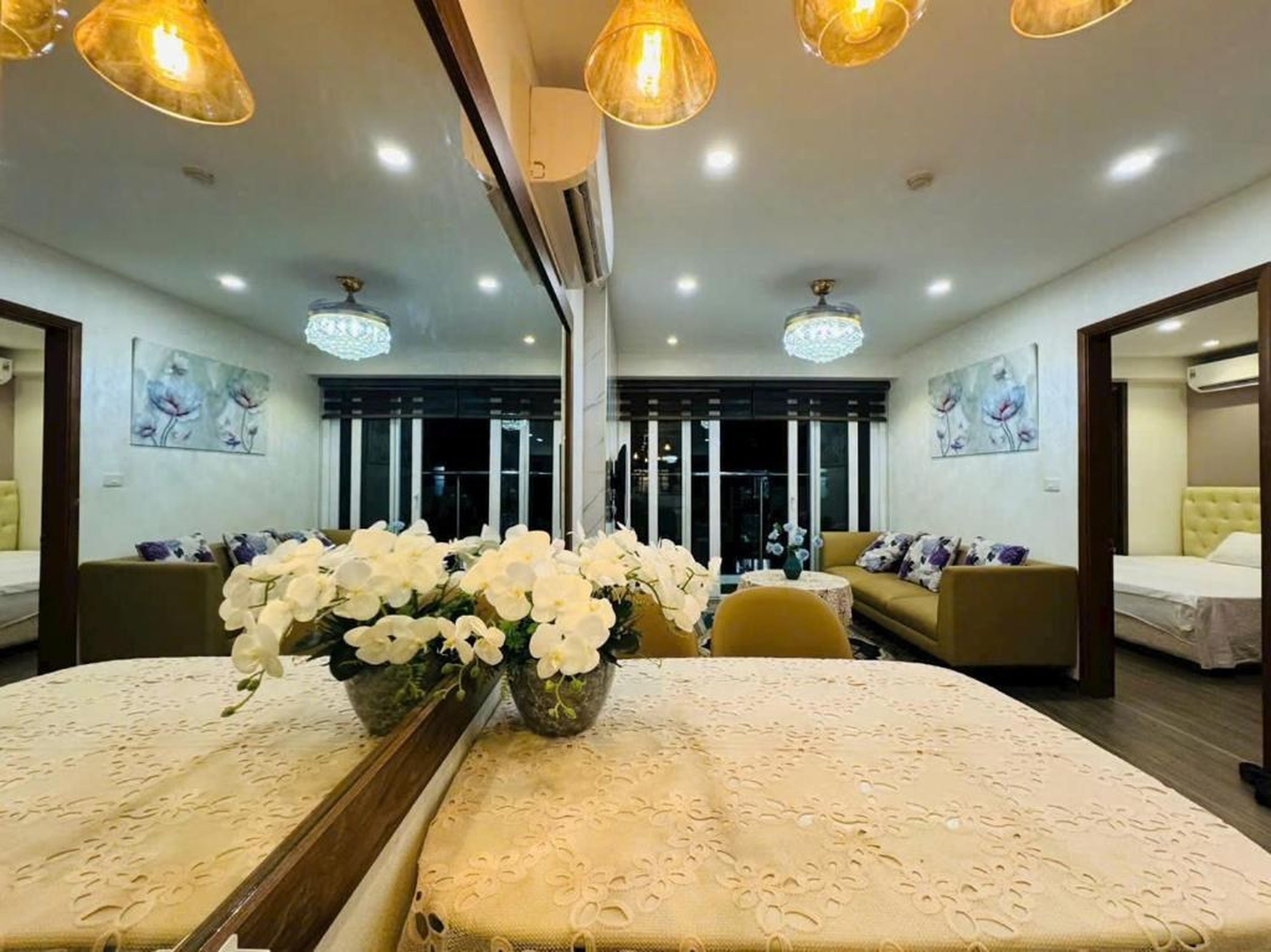 2BR Luxury Apt, Sea View, Heart of Bai Chay - Hình 5