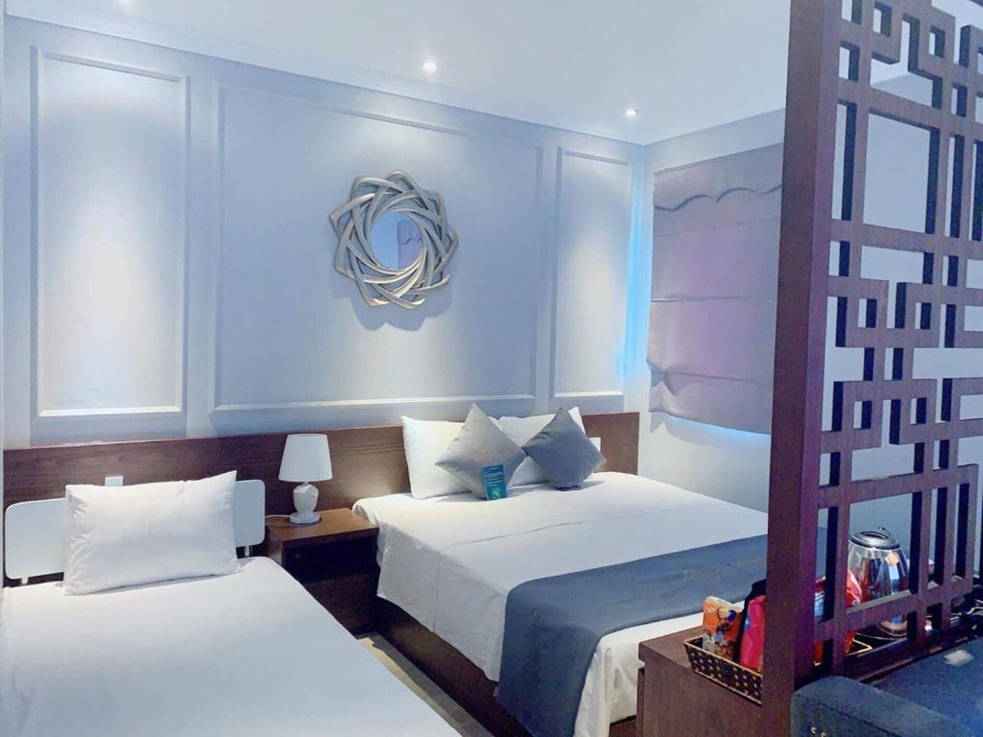 The Confetti Hotel Ha Long - Hình 15