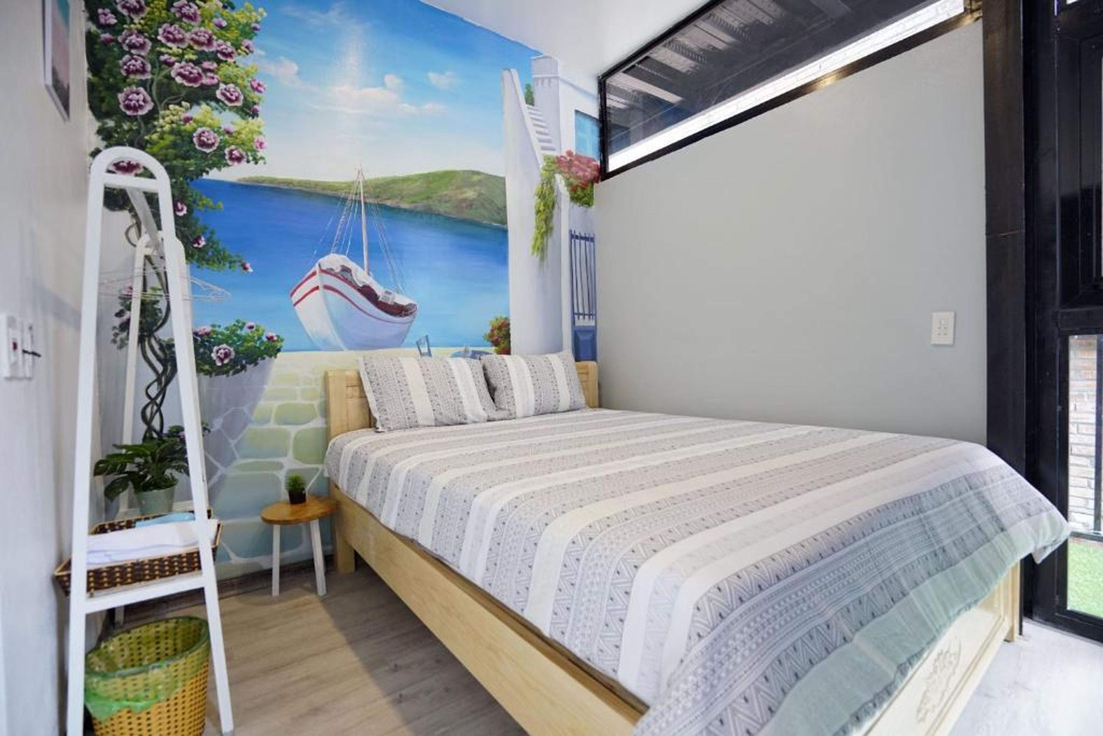 Private room in Halong center-Almor Homestay - Hình 15