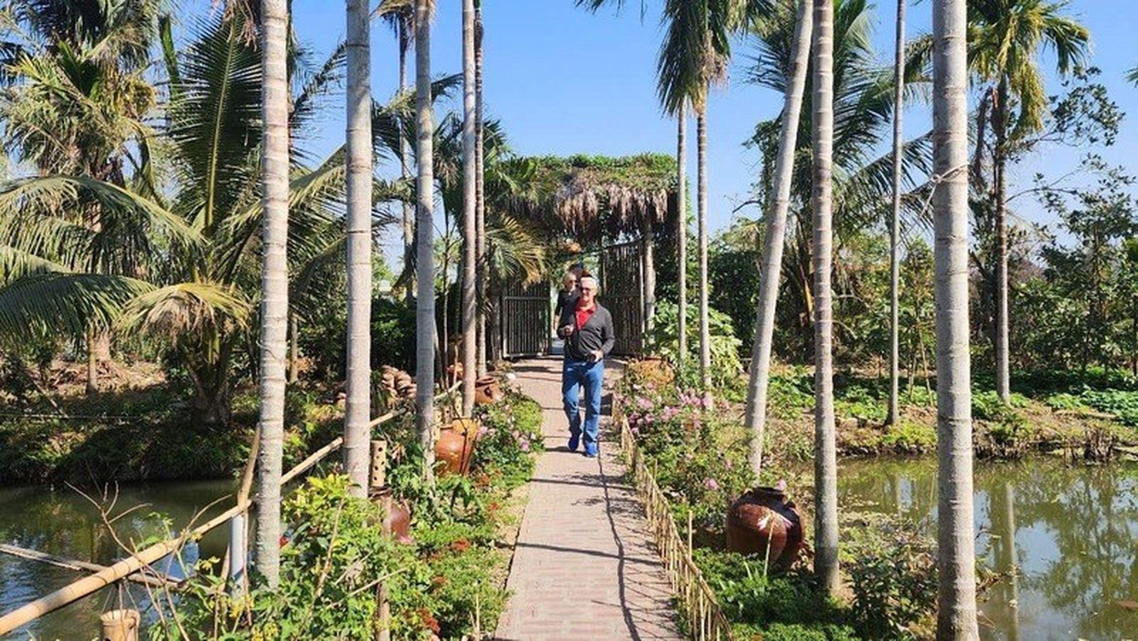 Ghé làng quê Yên Đức Quảng Ninh trải nghiệm cuộc sống thuần nông - Hình 5