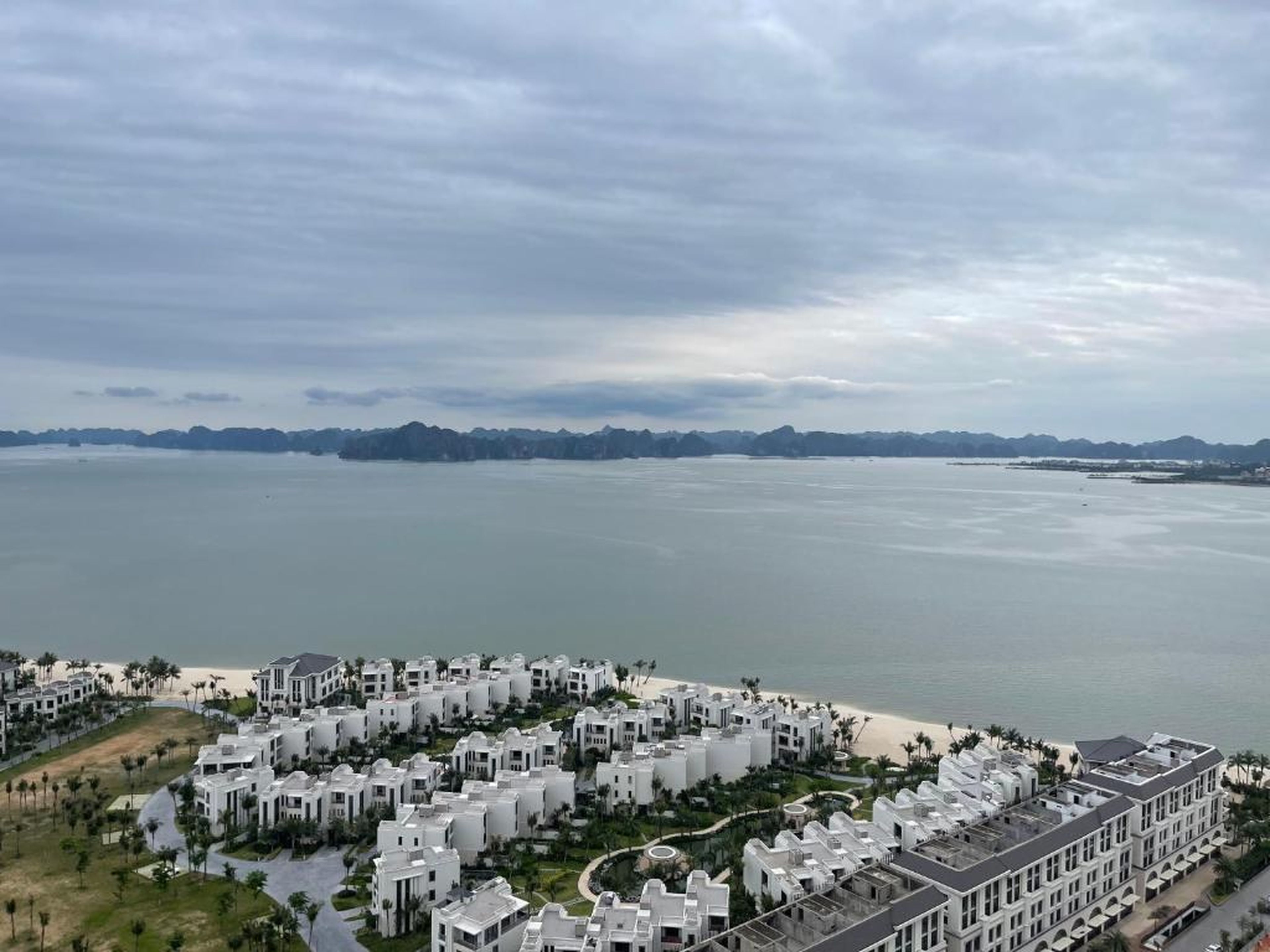 Marina Suite Residence Halong - Hình 5