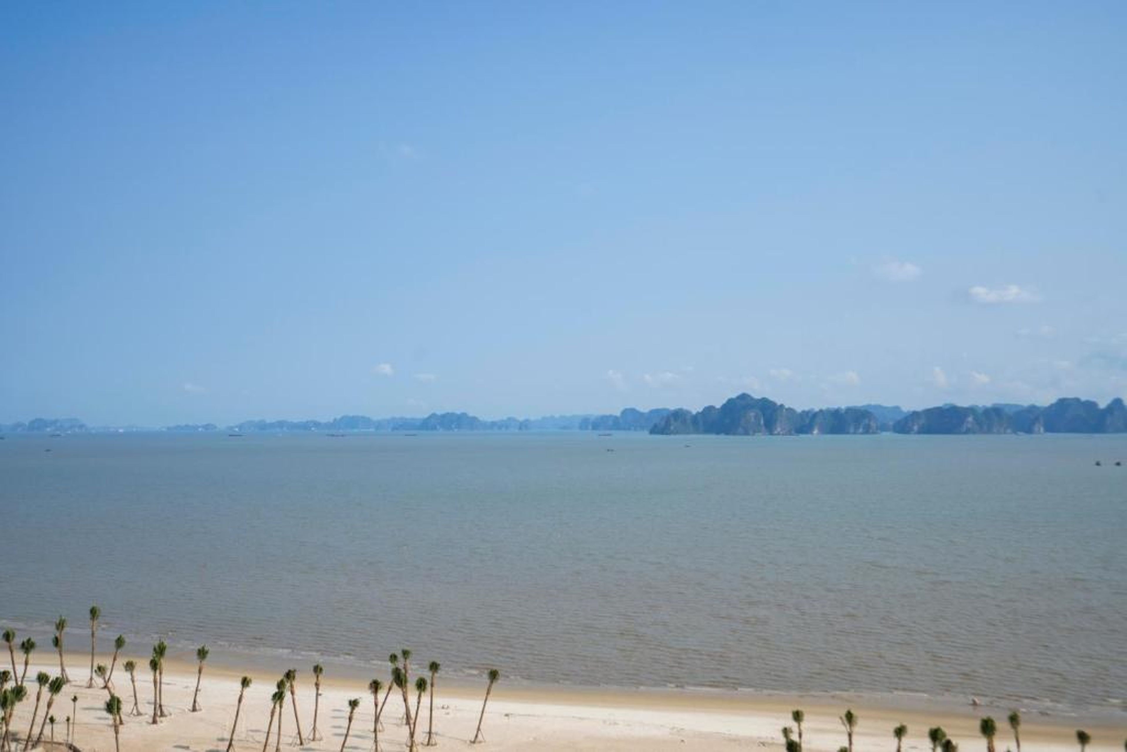 Căn hộ cao cấp tại ALaCarte Ha Long Bay Hotel Residence - Hình 10