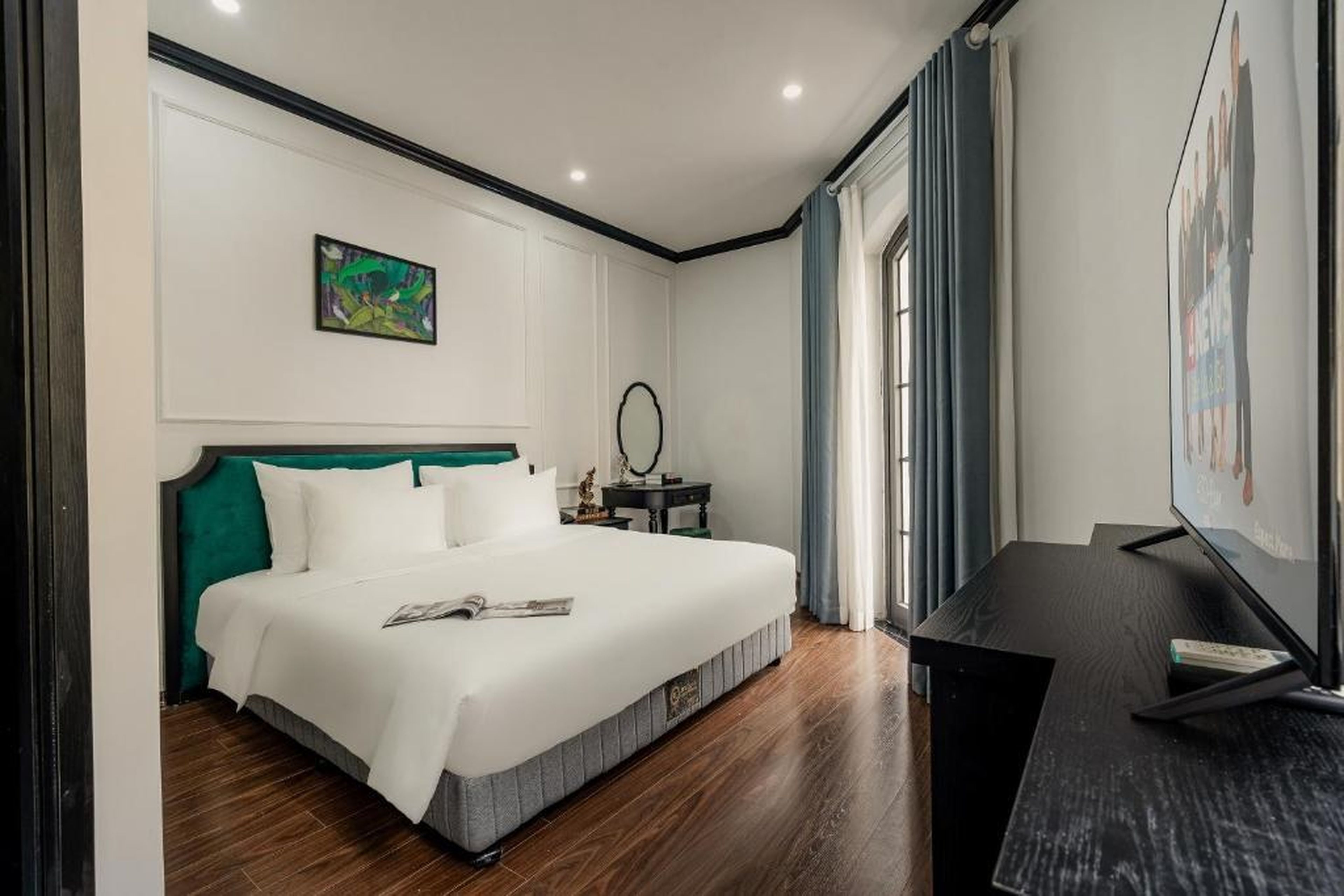 Elegant Boutique Hotel Ha Long - Hình 47