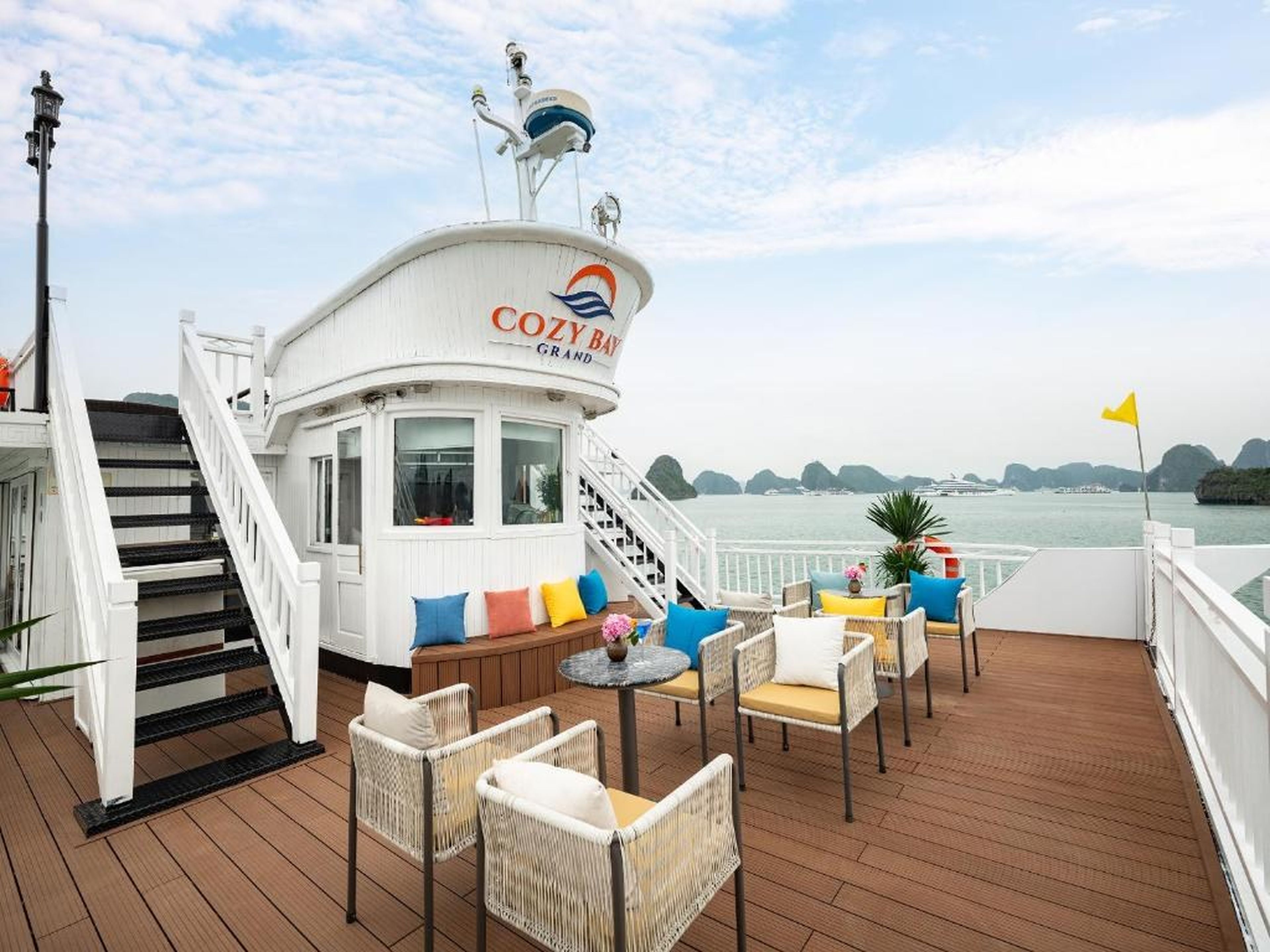 Cozy Bay Grand Cruise - Hình 20