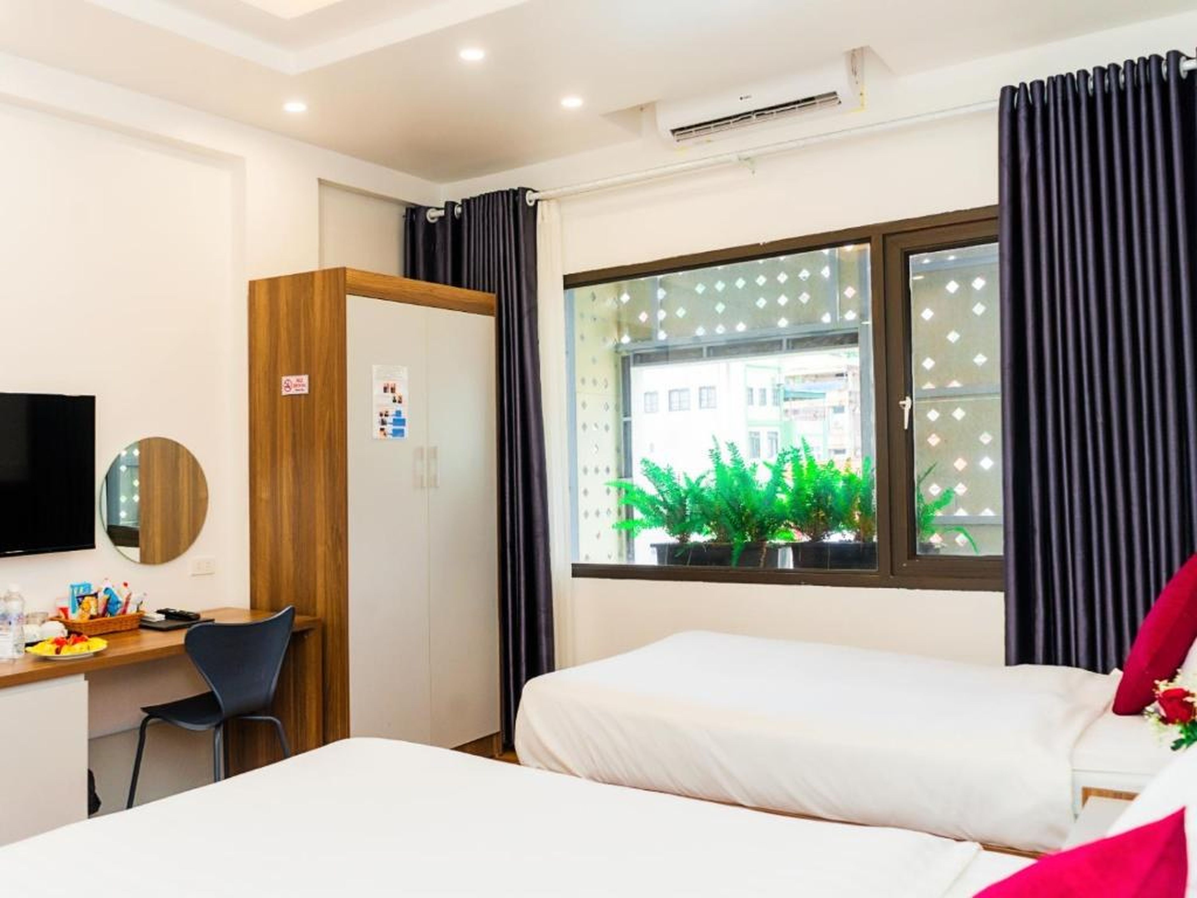 Bai Chay Panda Hotel - Hình 17