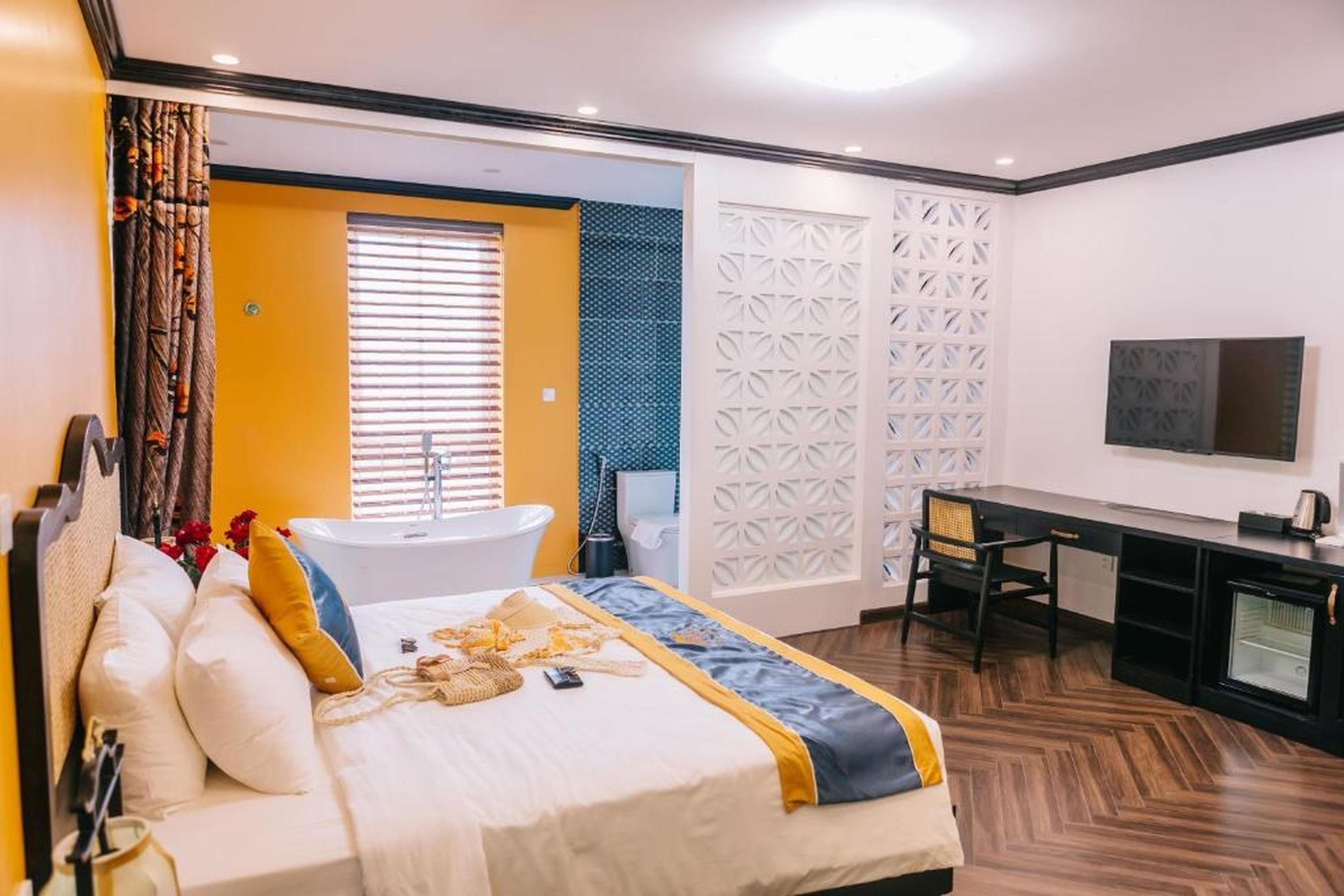 Alee HaLong Hotel - Hình 27