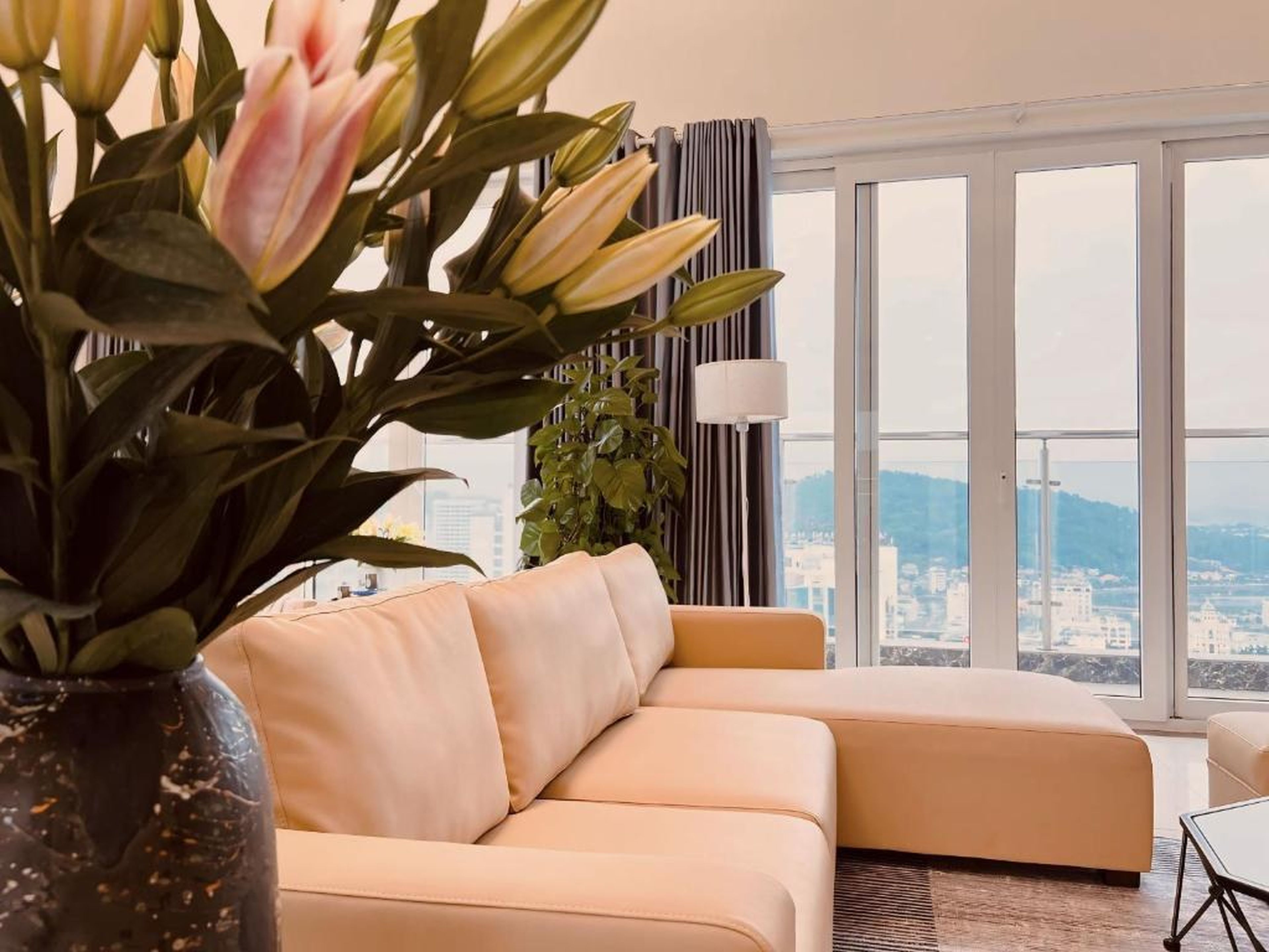 Homestay Ha Long luxury (sea ​​view) - Hình 26