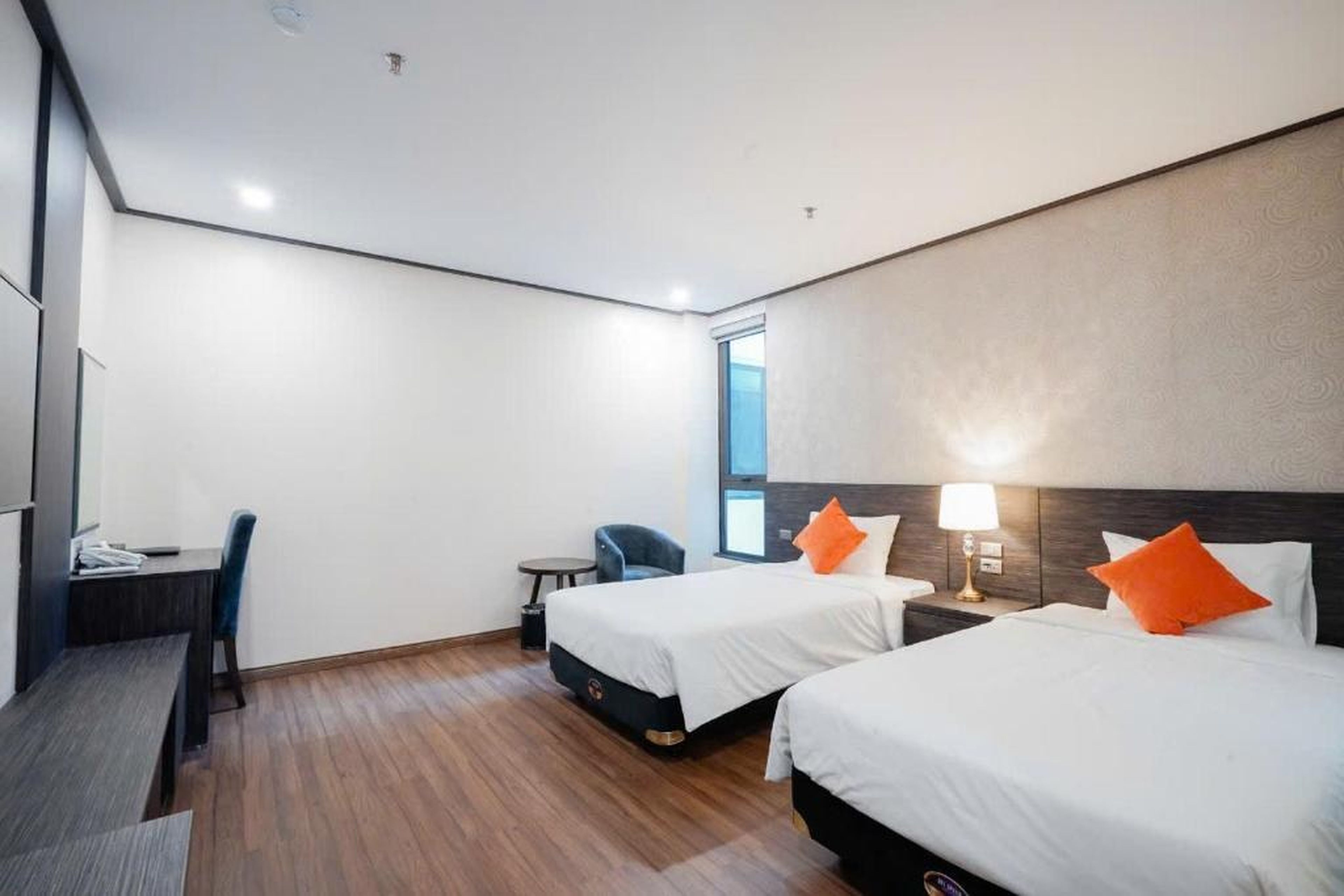 The One Ha Long Hotel - Hình 14