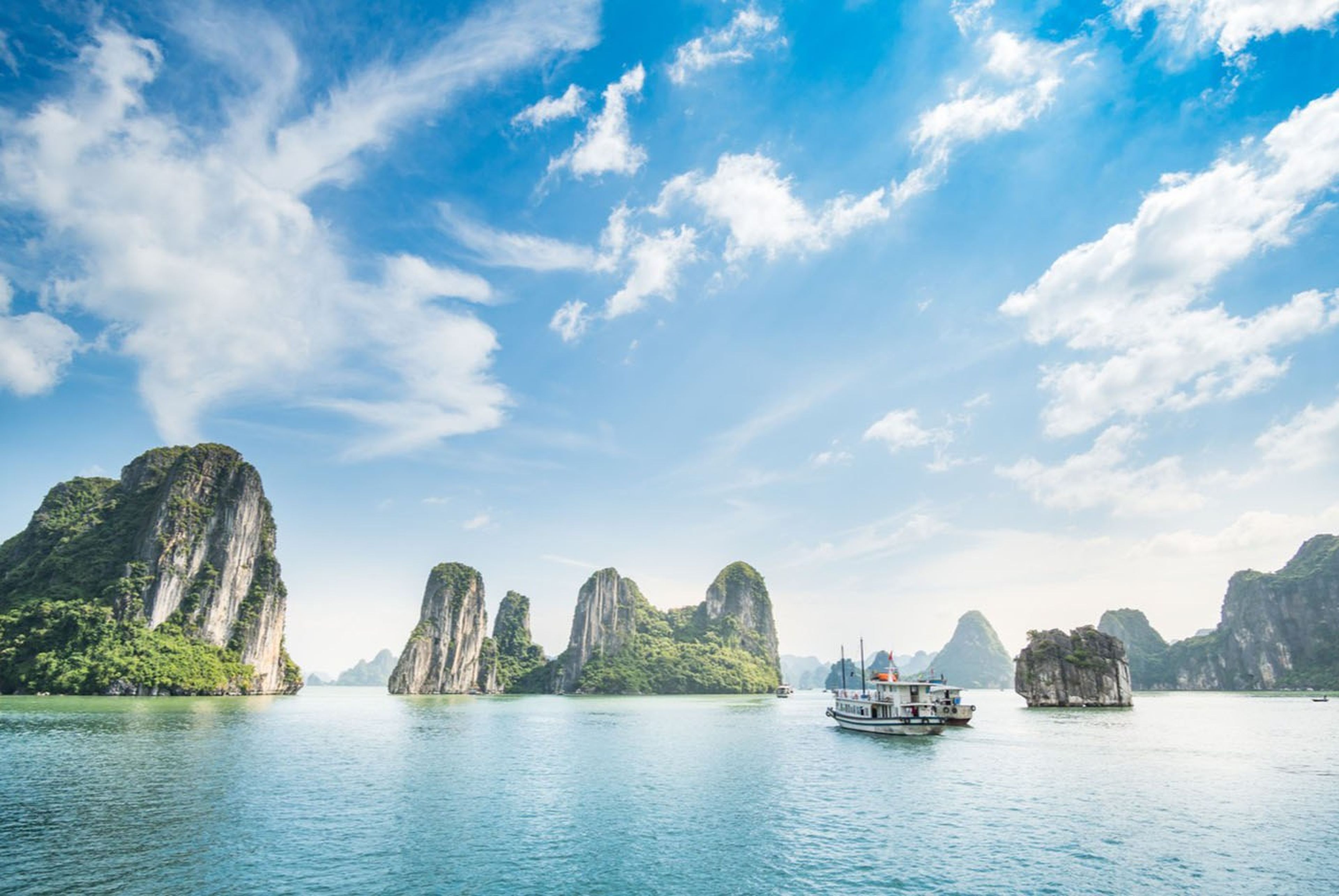 Tự hào Vịnh Hạ Long – Nơi rồng đáp xuống trên đất Việt - Hình 2