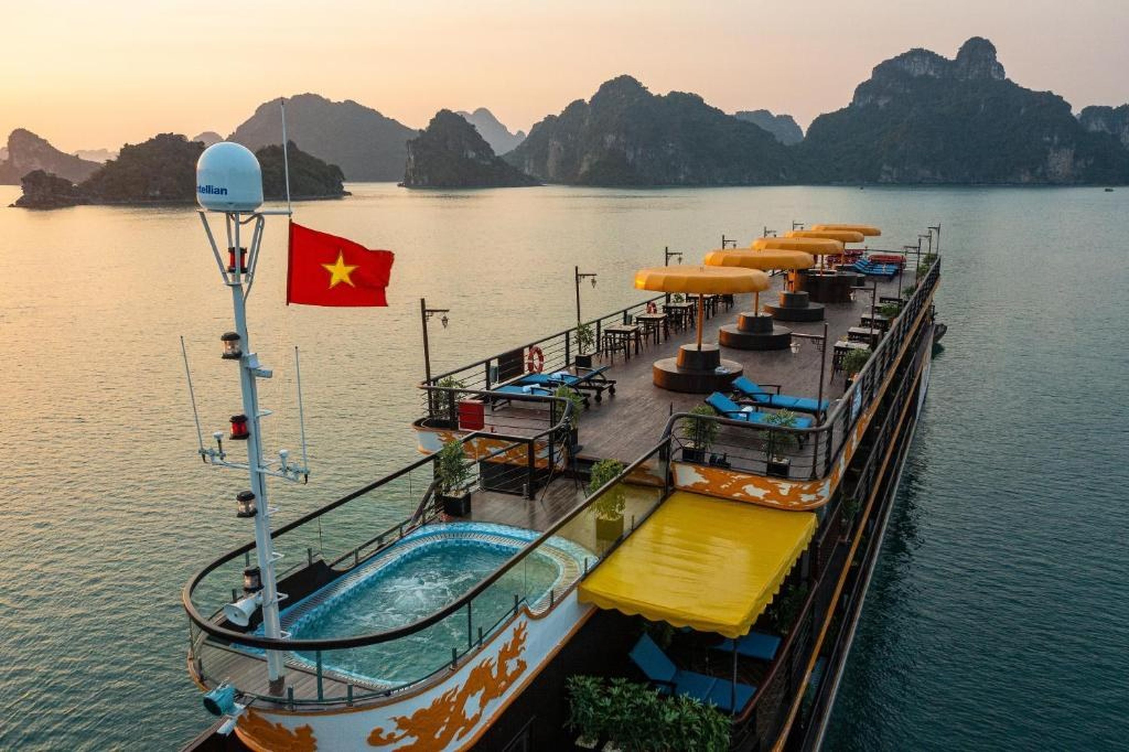 Nostalgia Halong Cruise - Hình 6