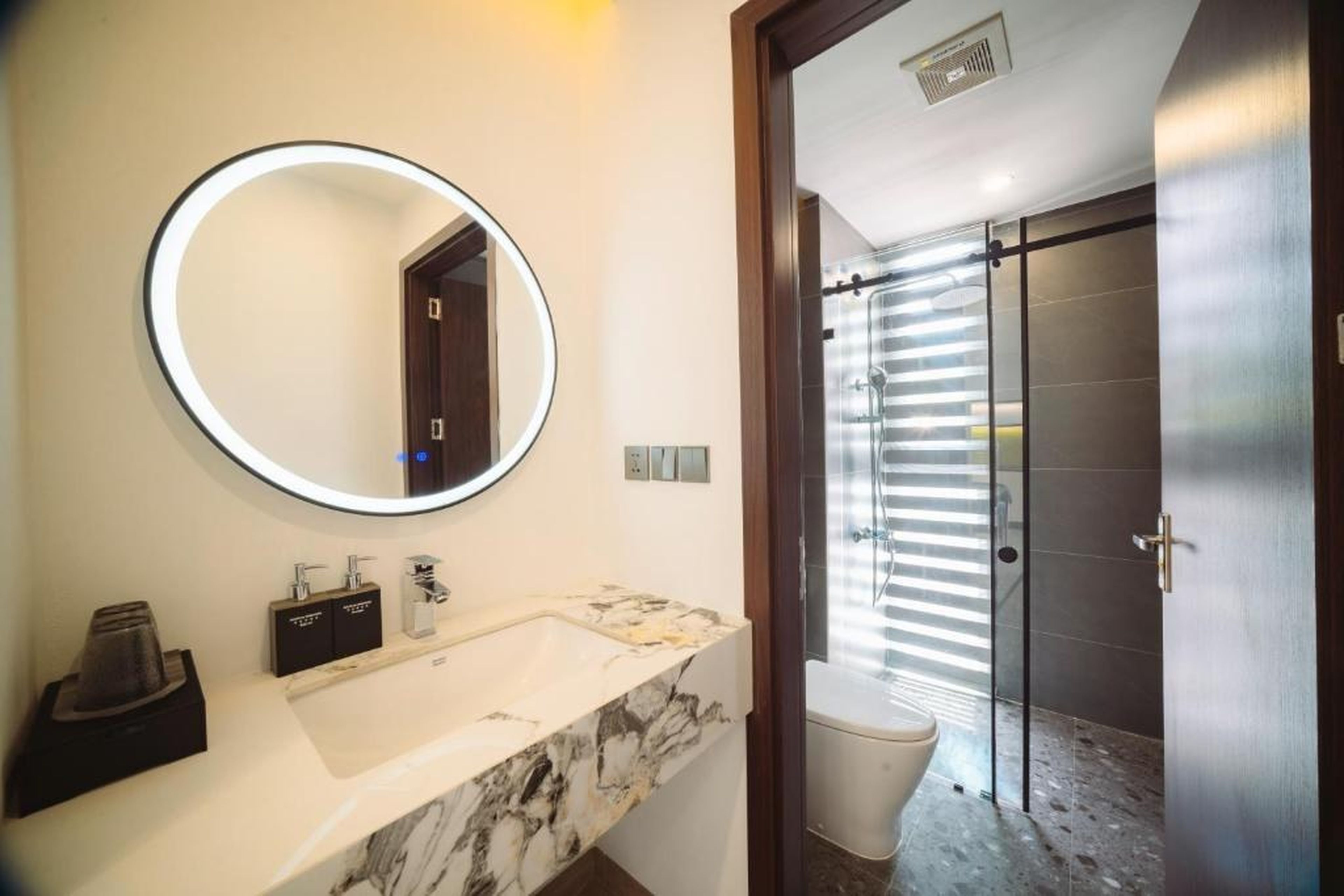 MAREMONTI Luxury 5 Star Hotel - Hình 23