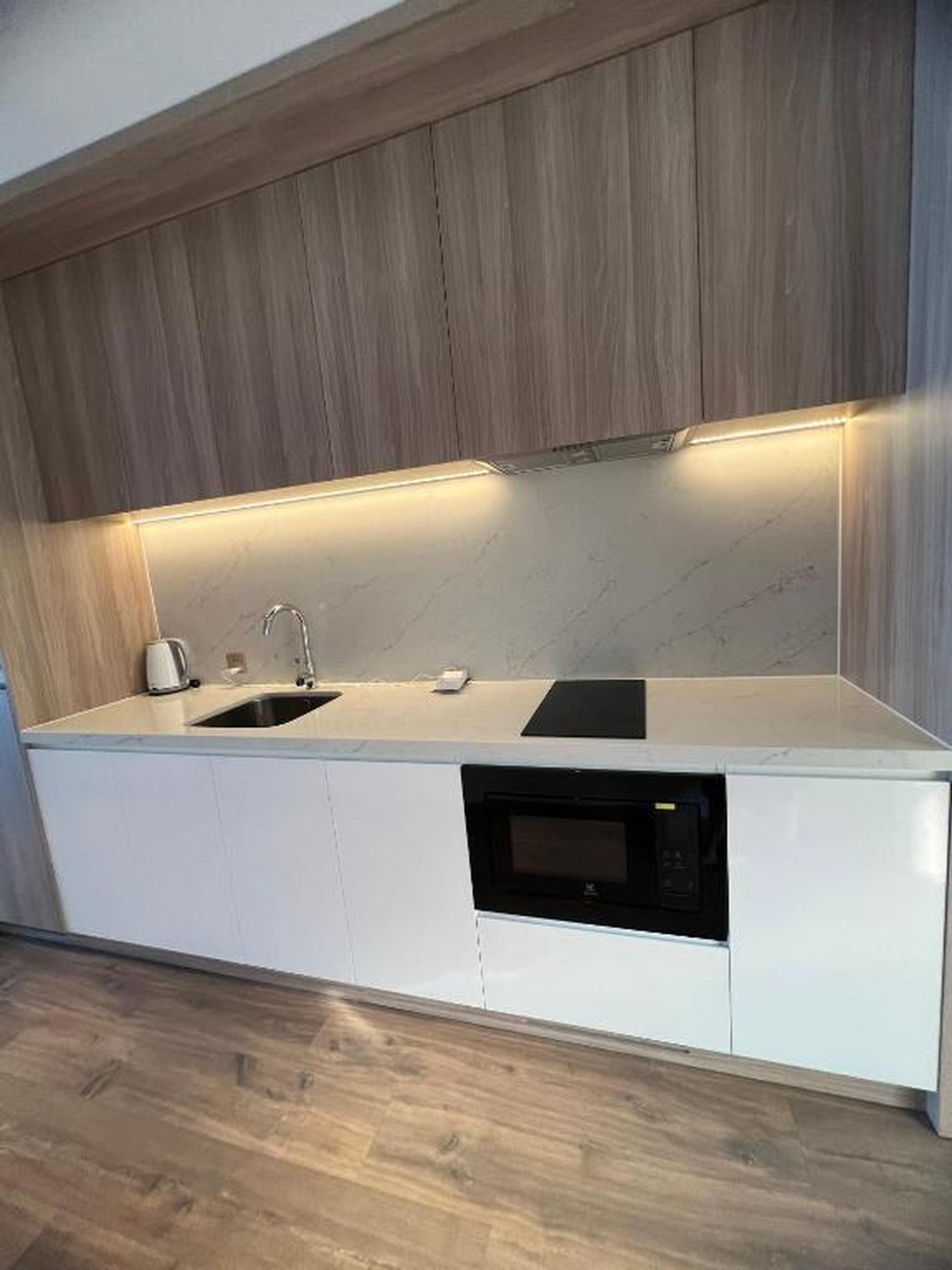 A La Carte Ha Long Bay - Sea View Apartment - Hình 48