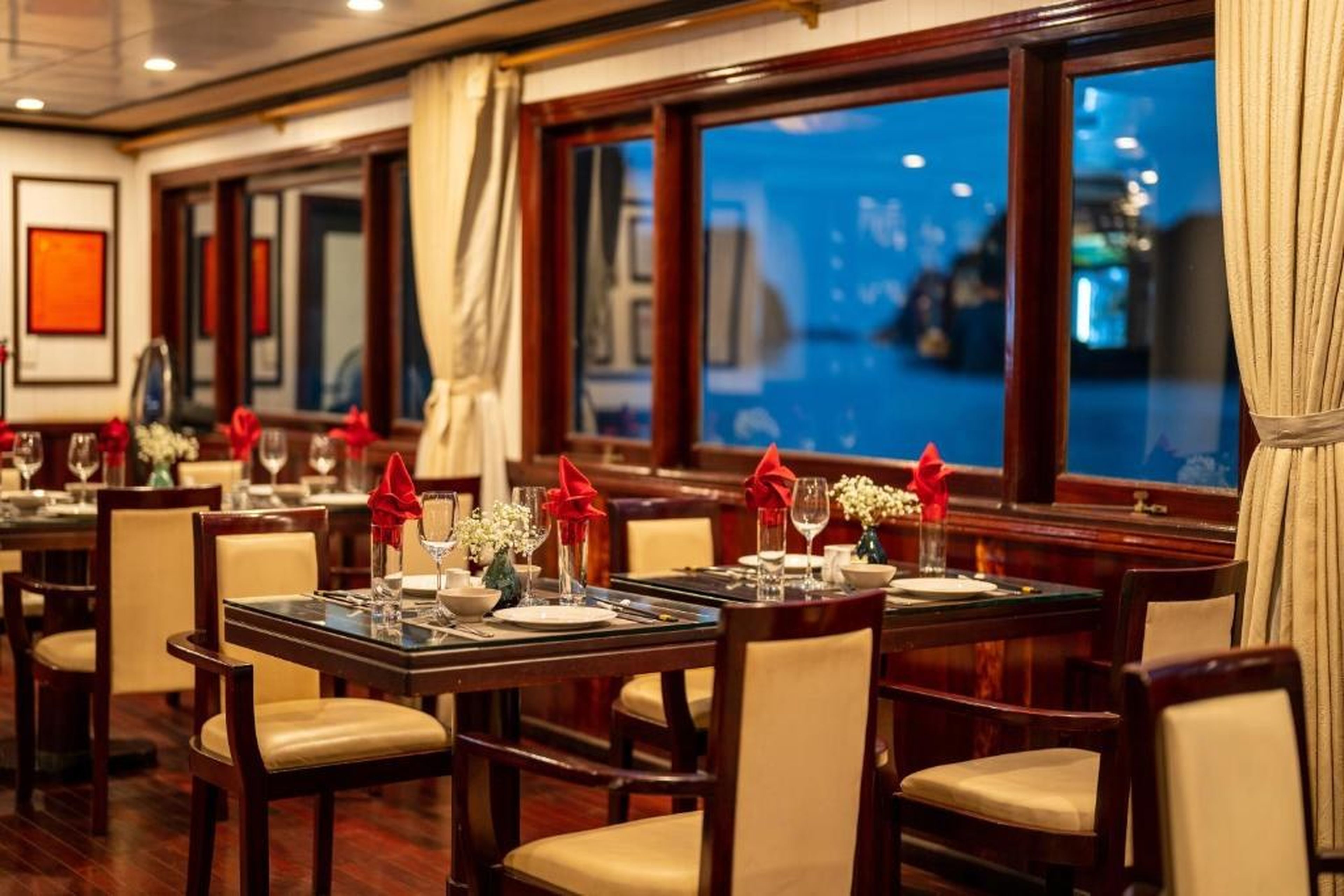 Swan Cruises Halong - Off-the-Beaten-Path Route - Hình 45