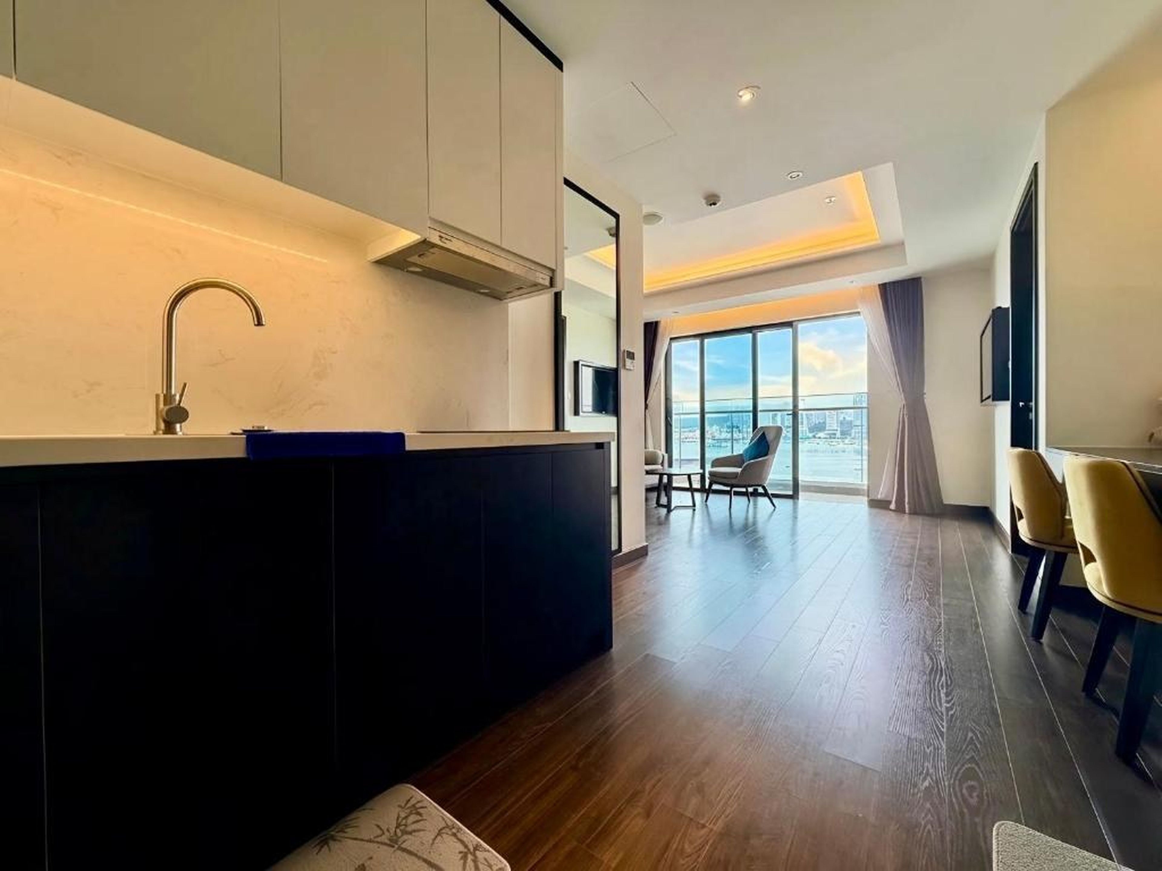 Luxury Ocean View Apartments - The Sapphire Ha Long, Studio & 2BR - Hình 4