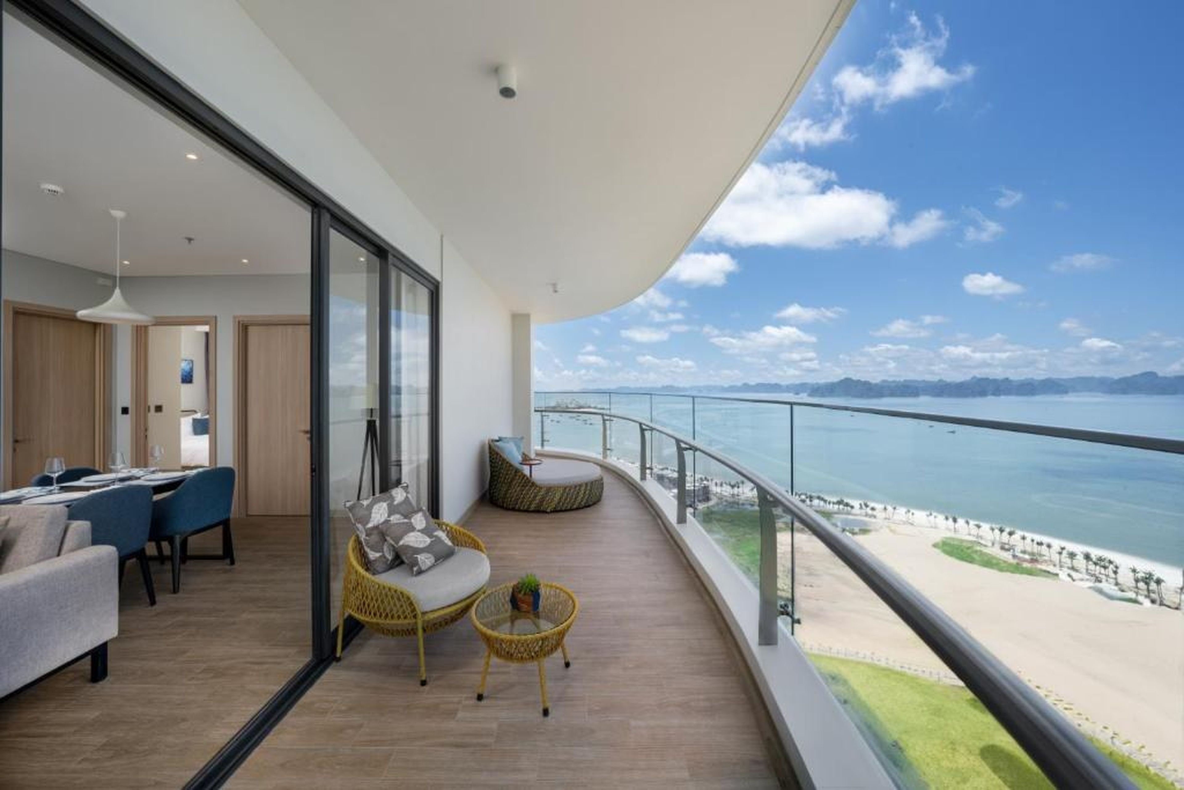 Citadines Marina Halong - Hình 4