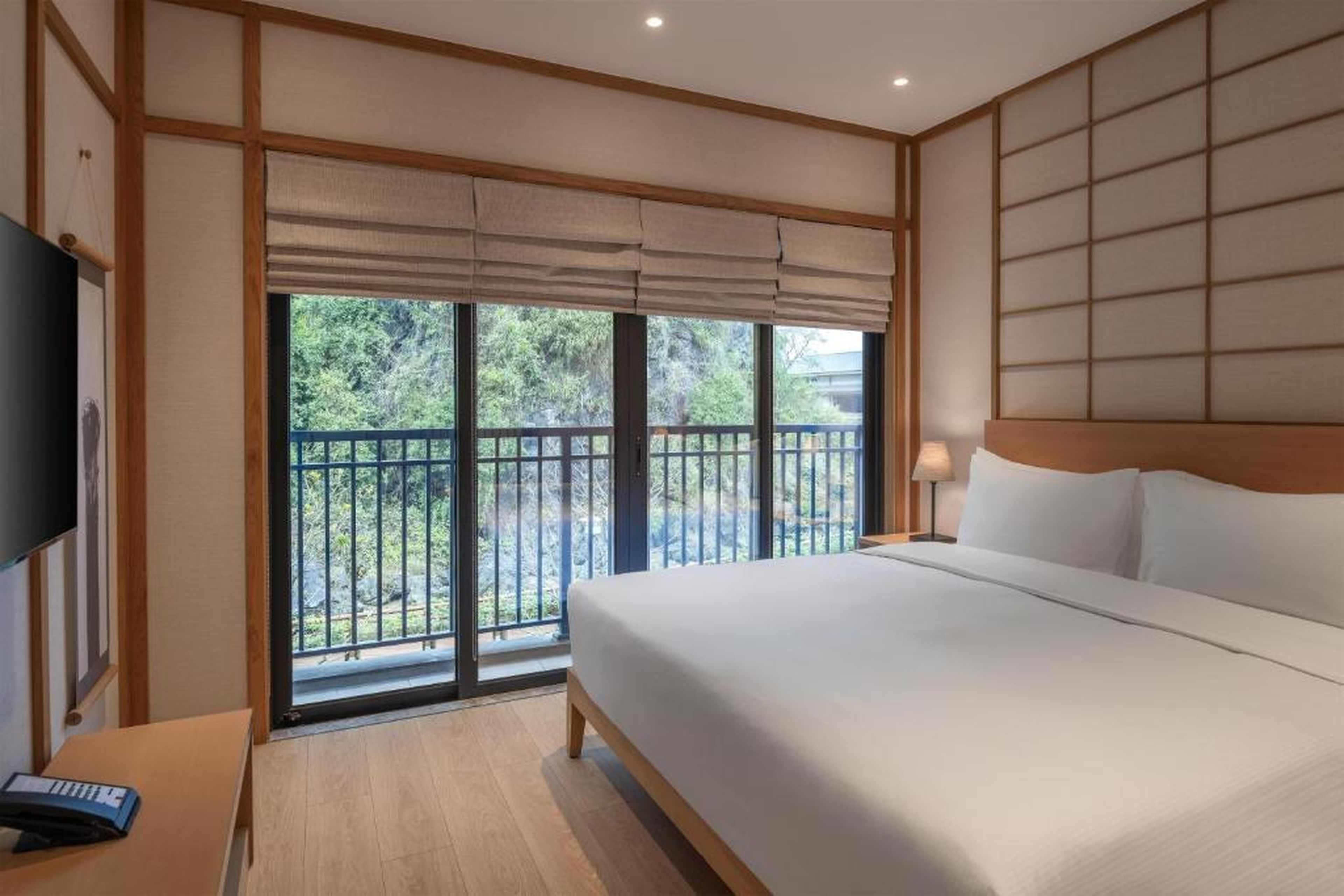 Hilton Quang Hanh Onsen Resort - Hình 45