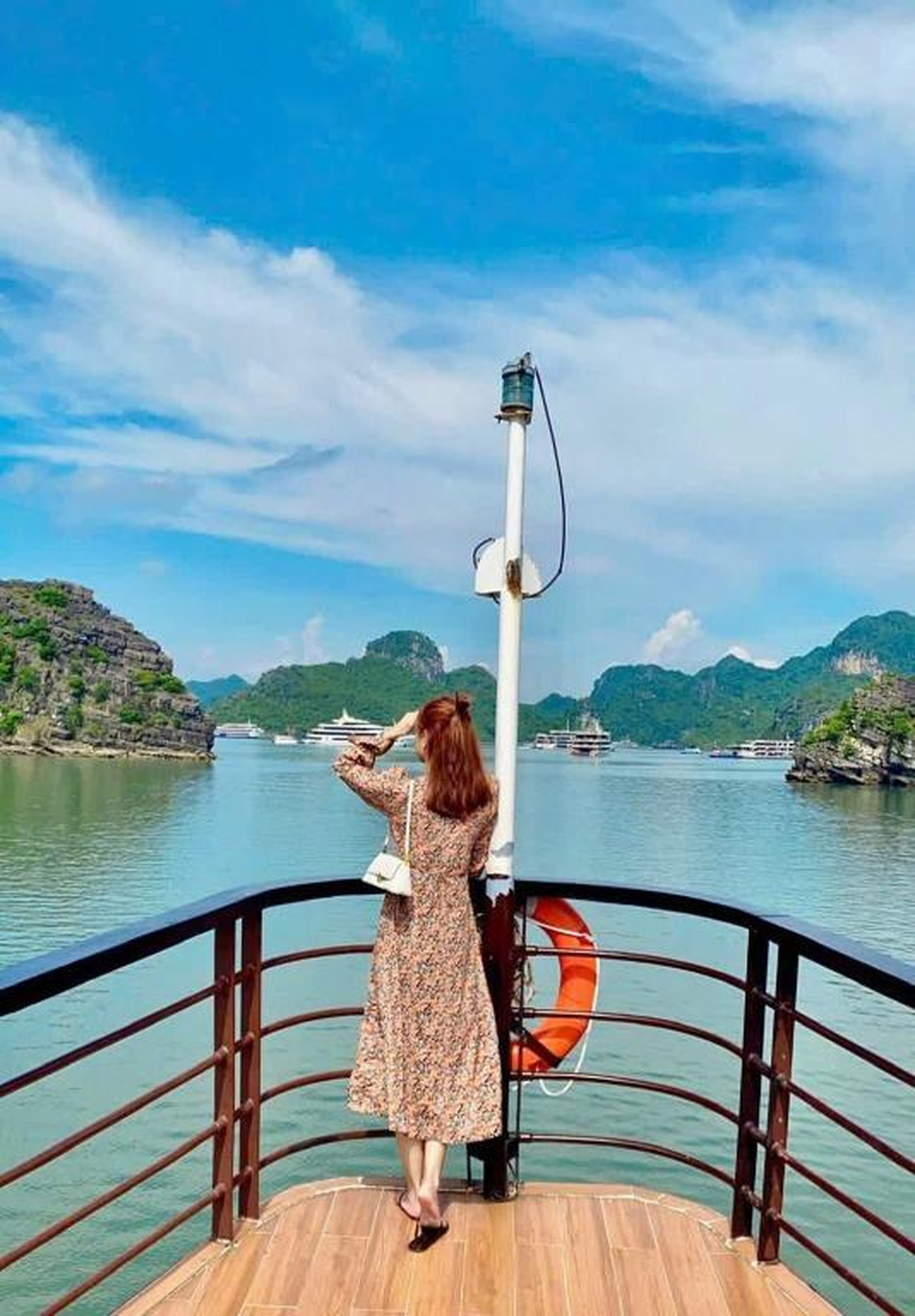 Aqua Elegance Cruise - Halong Bay by AHG - Hình 49