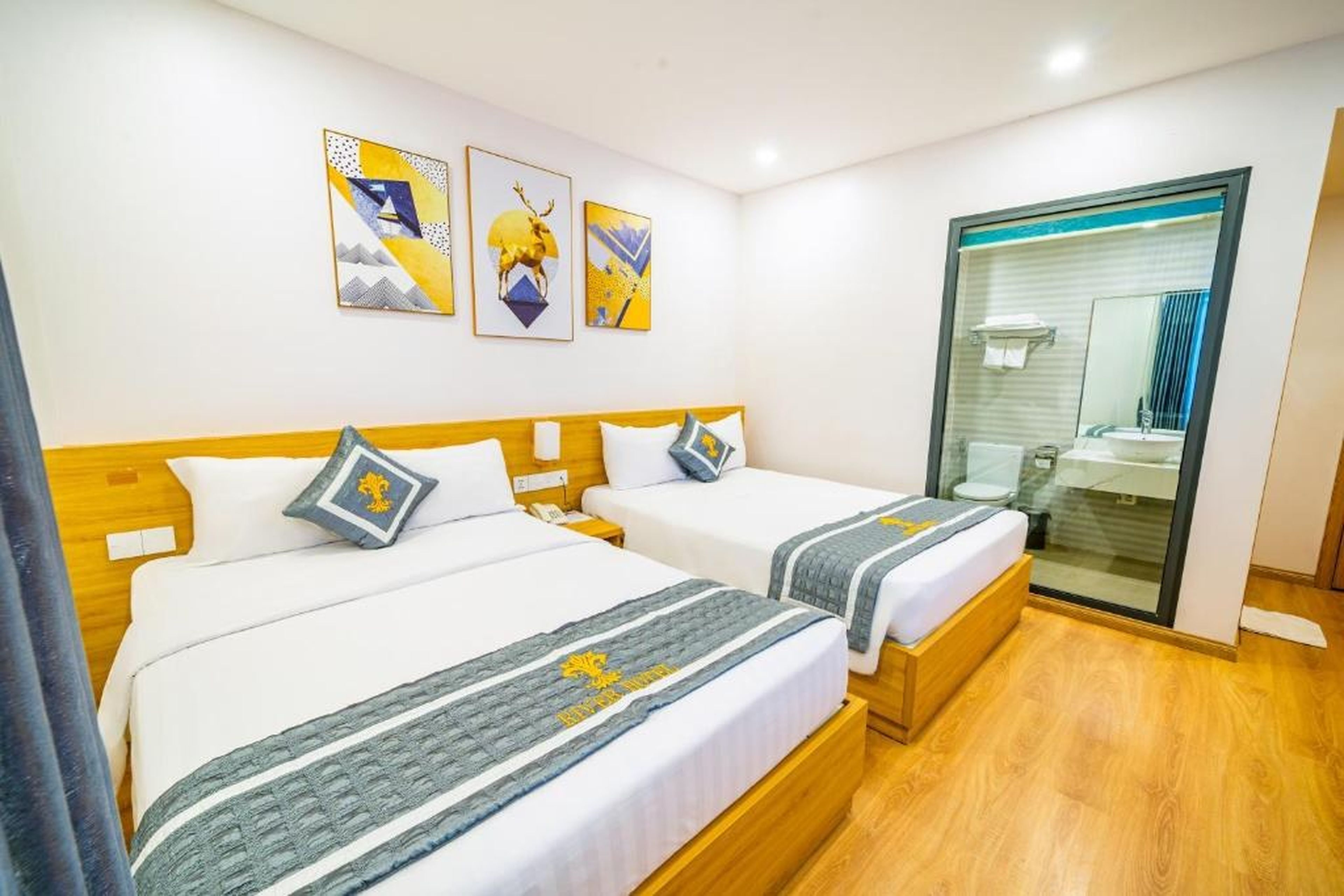 River Hotel Hạ Long - Hình 31