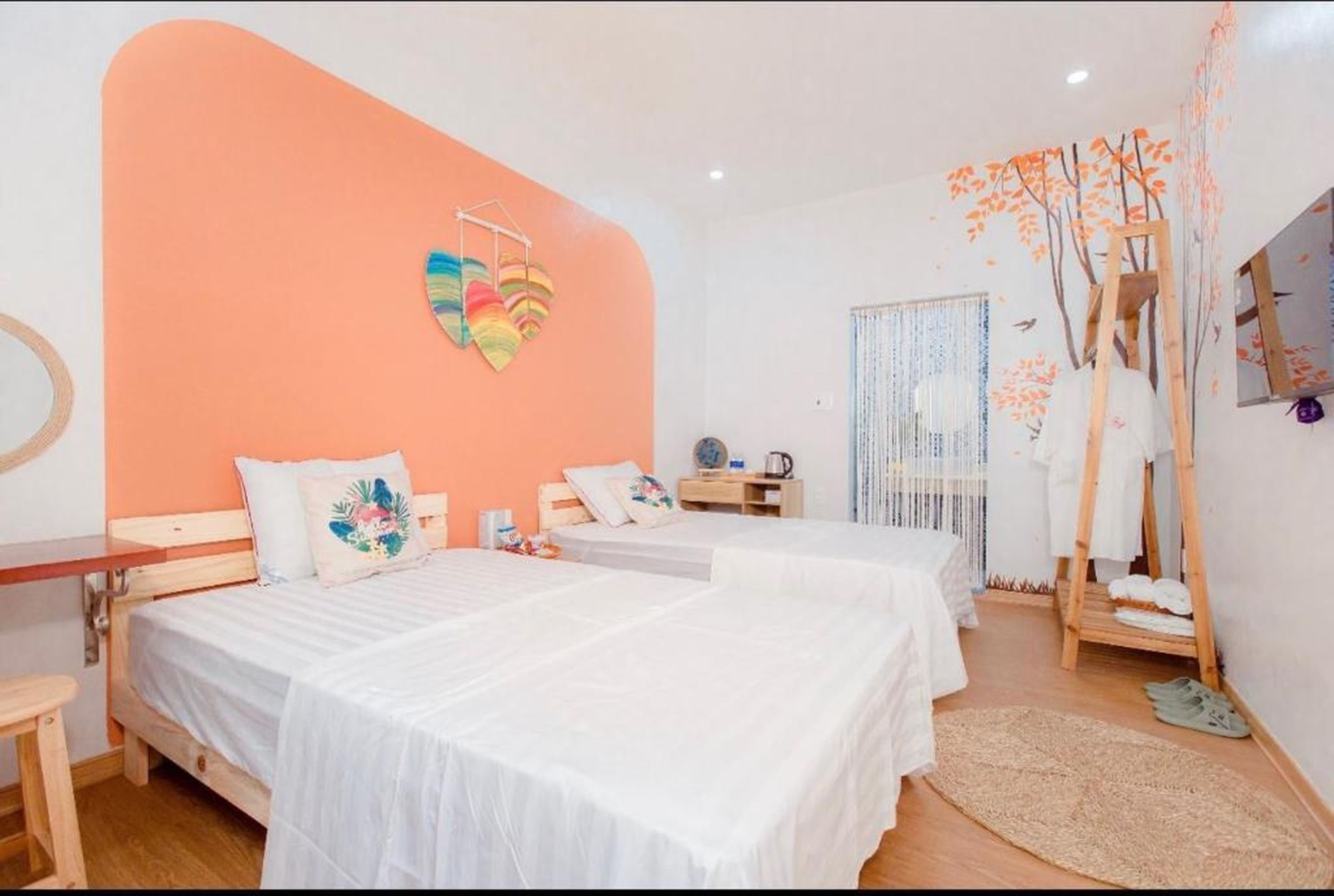 Nhà mình homestay Hạ Long - Hình 4