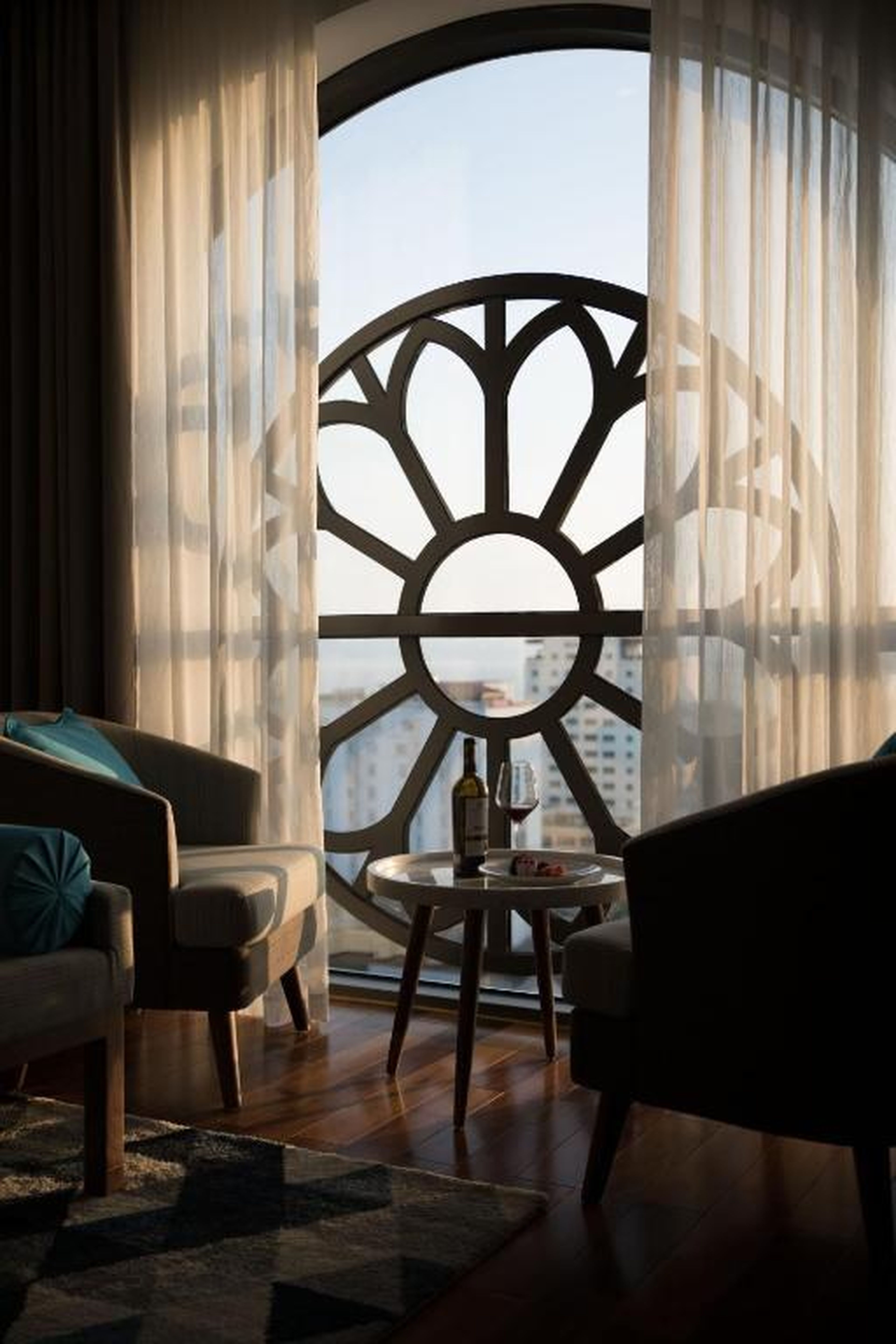 D'Lecia Ha Long Hotel - Hình 9
