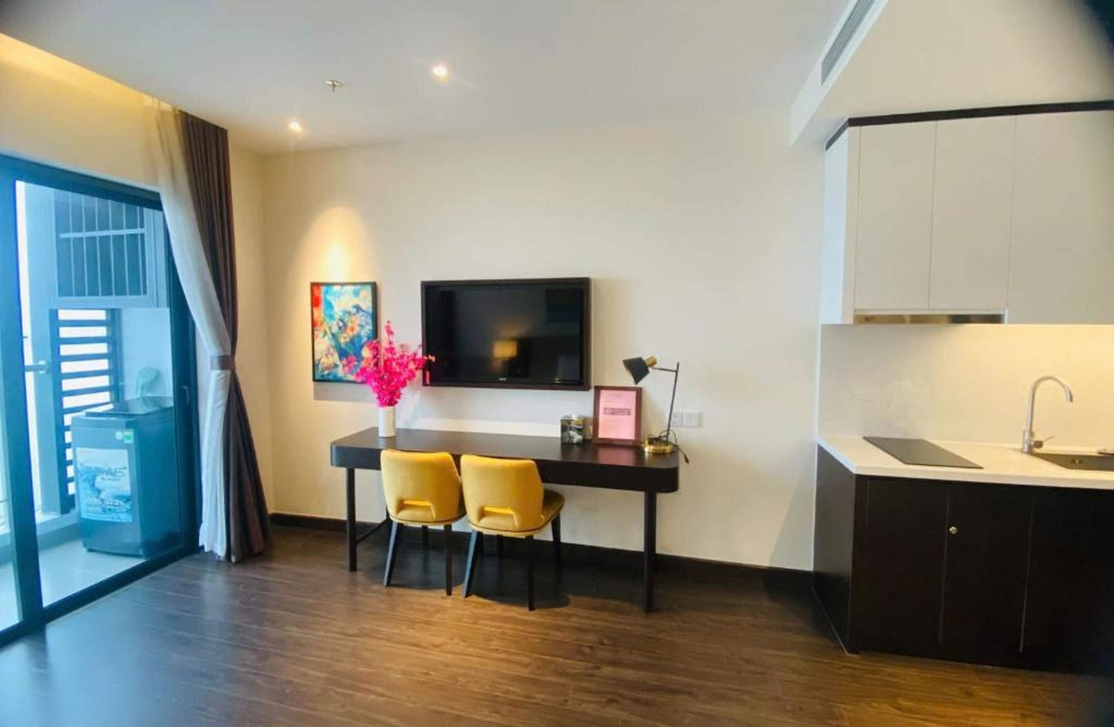 Liam Apartment at Sapphire Ha Long - Hình 34