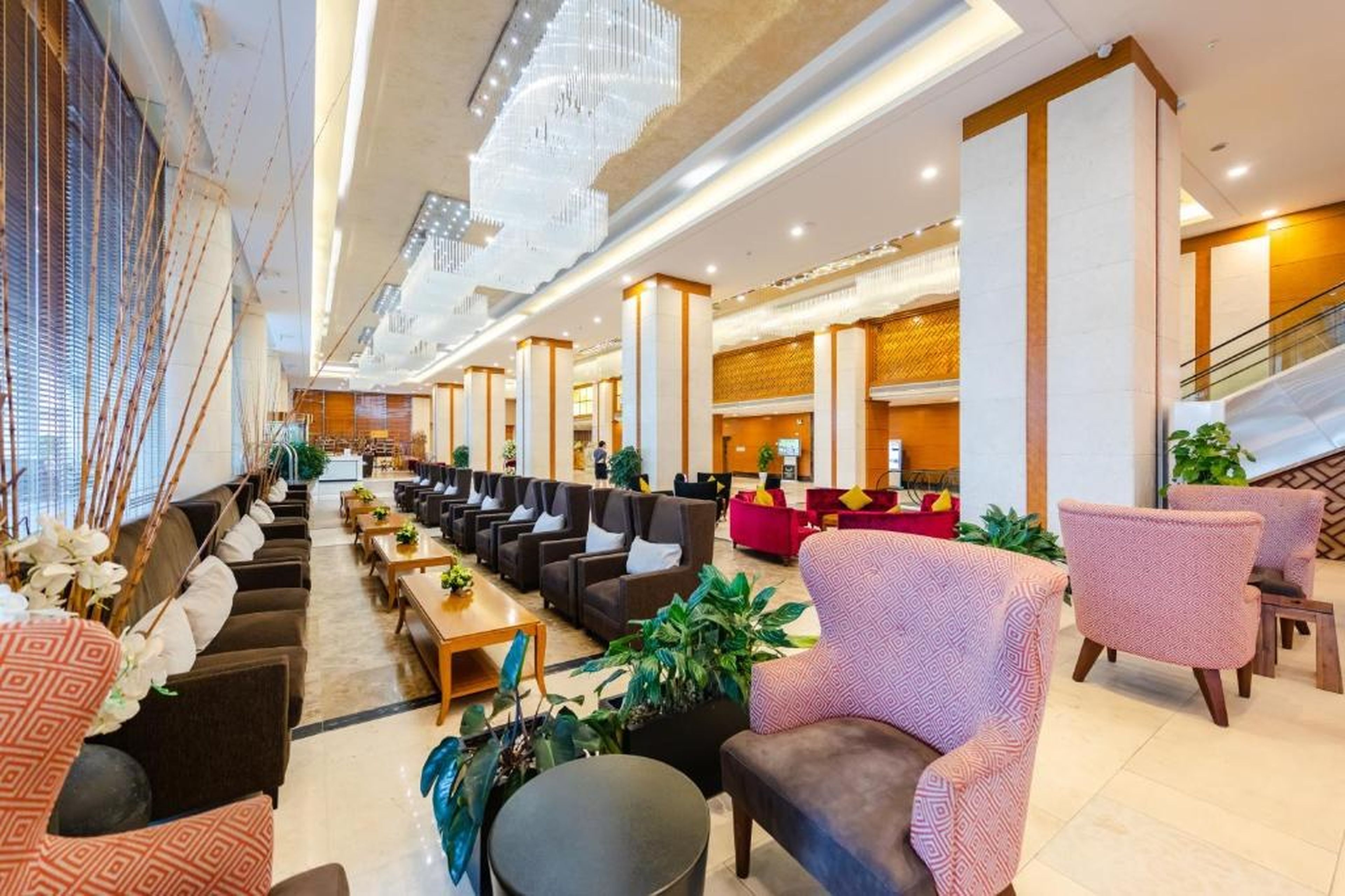 Muong Thanh Luxury Quang Ninh Hotel - Hình 38