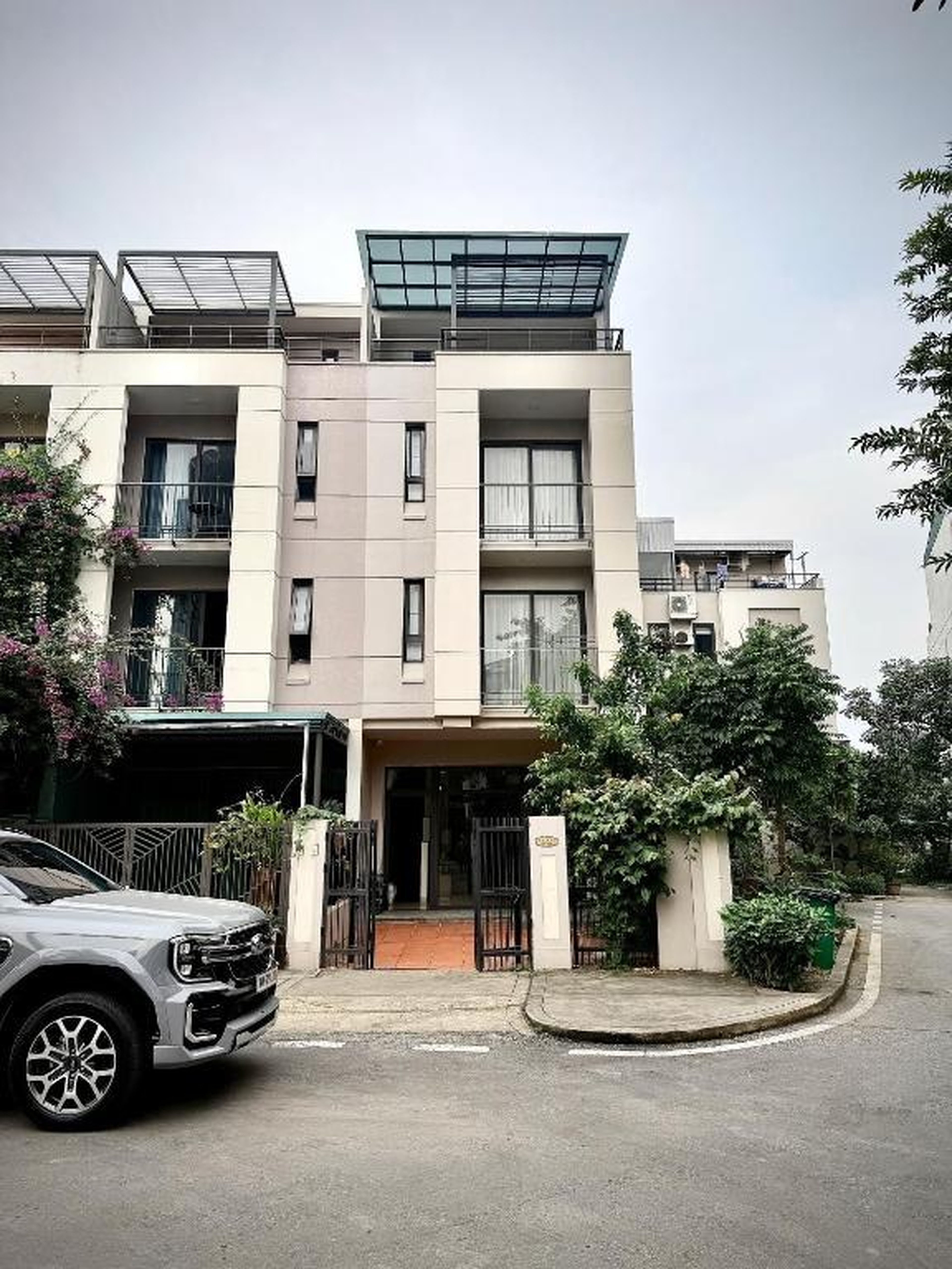 Villa Royal Lotus 5 Phòng ngủ - Căn hộ cao cấp Icon 40 - Hình 6