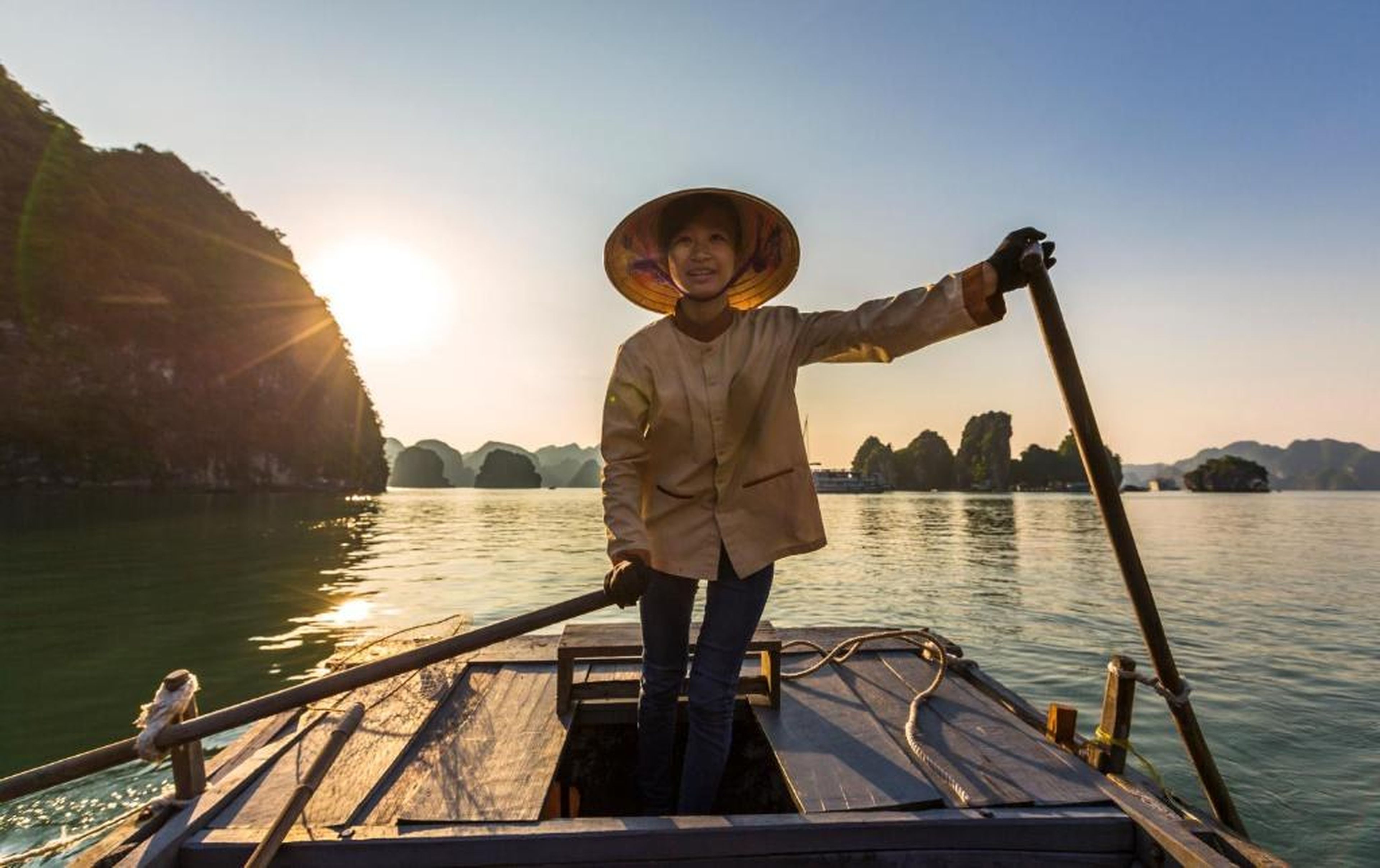 Heritage Line Violet Cruise - Halong Bay & Lan Ha Bay - Hình 21