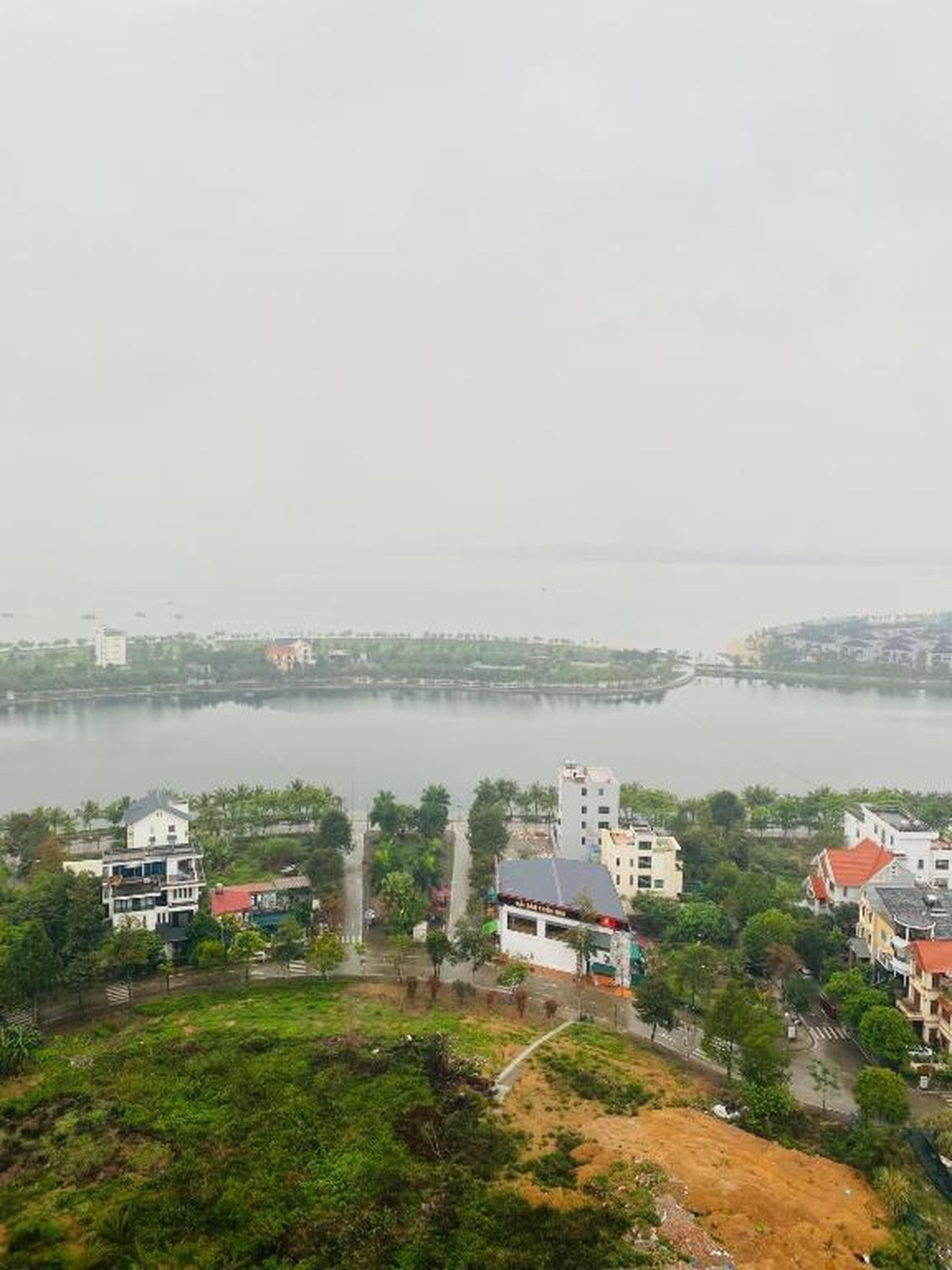 Three-bedroom house with sea view - Hình 23