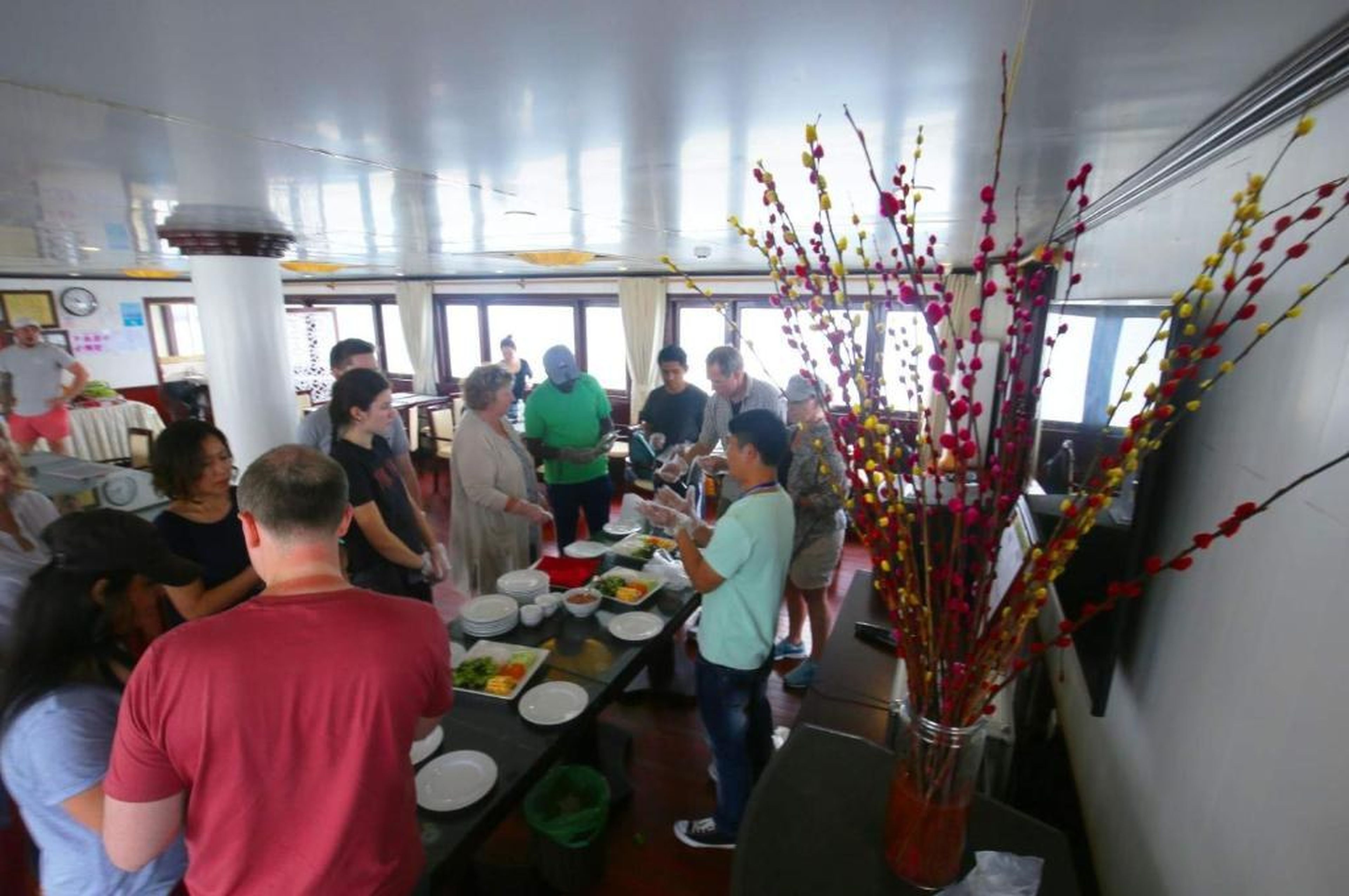 Halong Sapphire Cruises - Hình 24