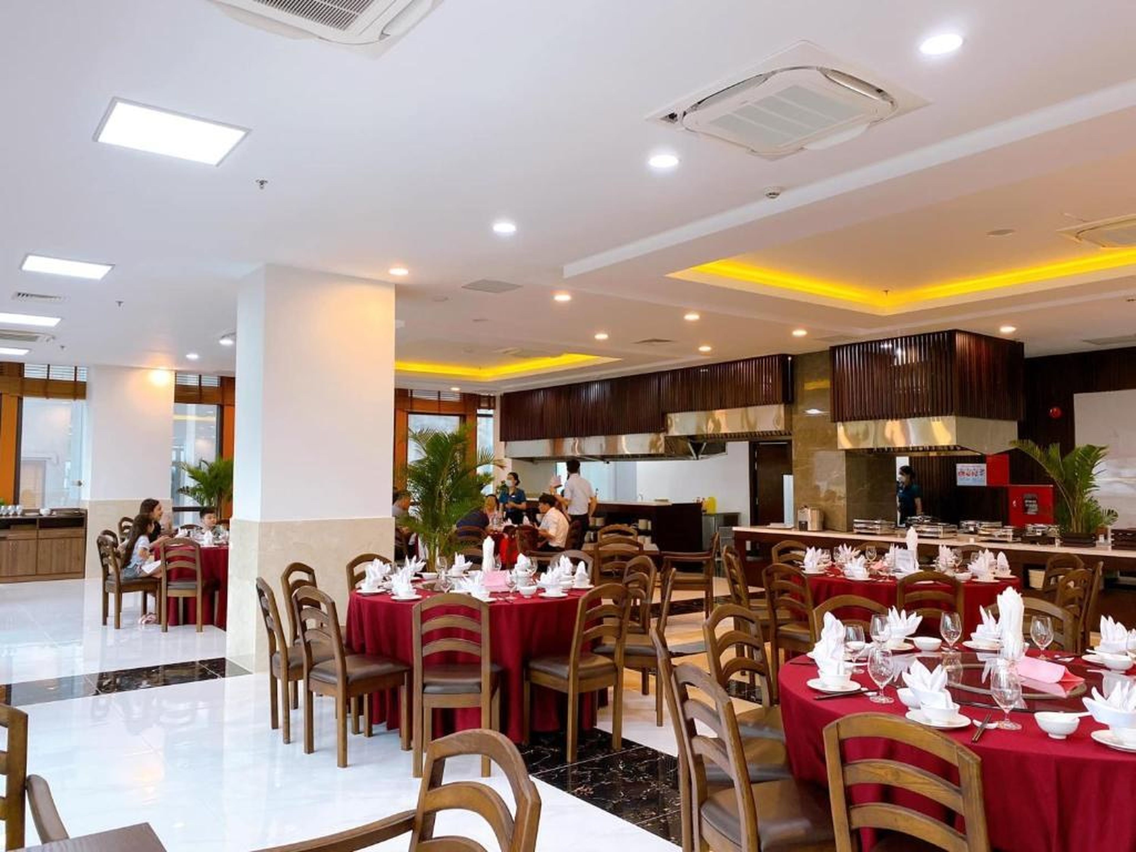 Peace Hotel Hạ Long - Hình 21