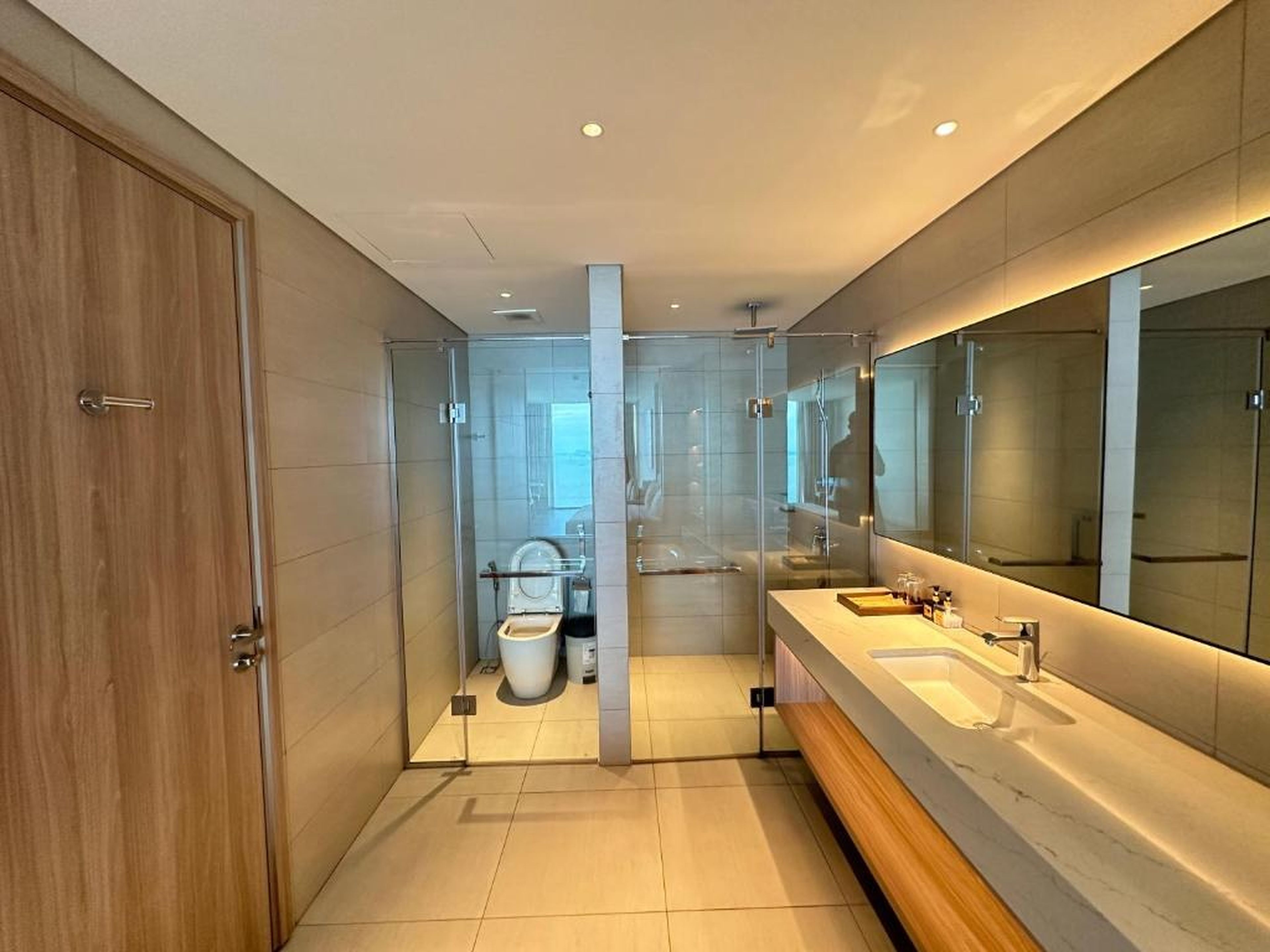 Lumi Apartment Alacate Hạ Long - Hình 17