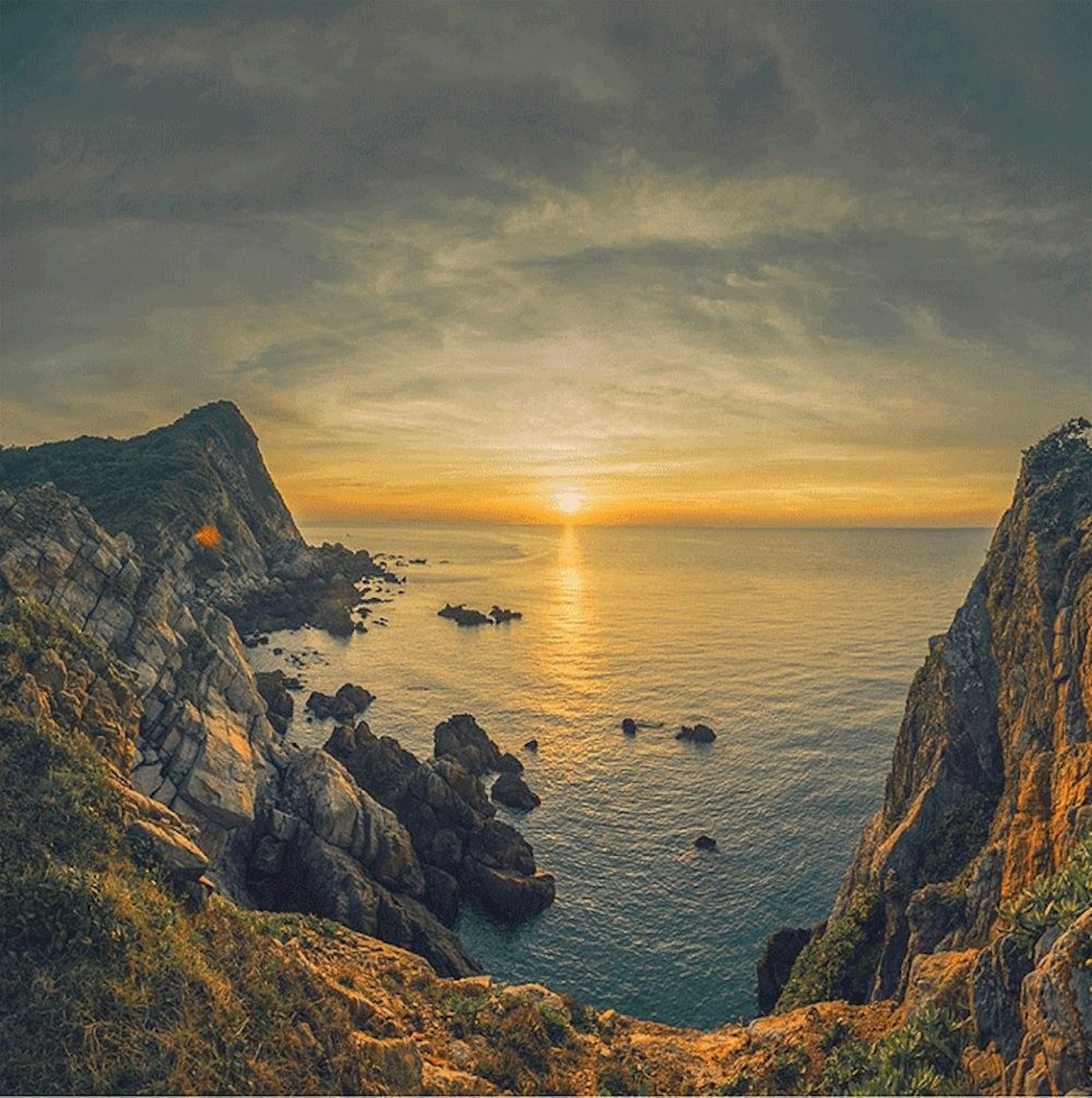 호앙스러운 응옥붕 해변 – 번돈의 보석 - Hình 6