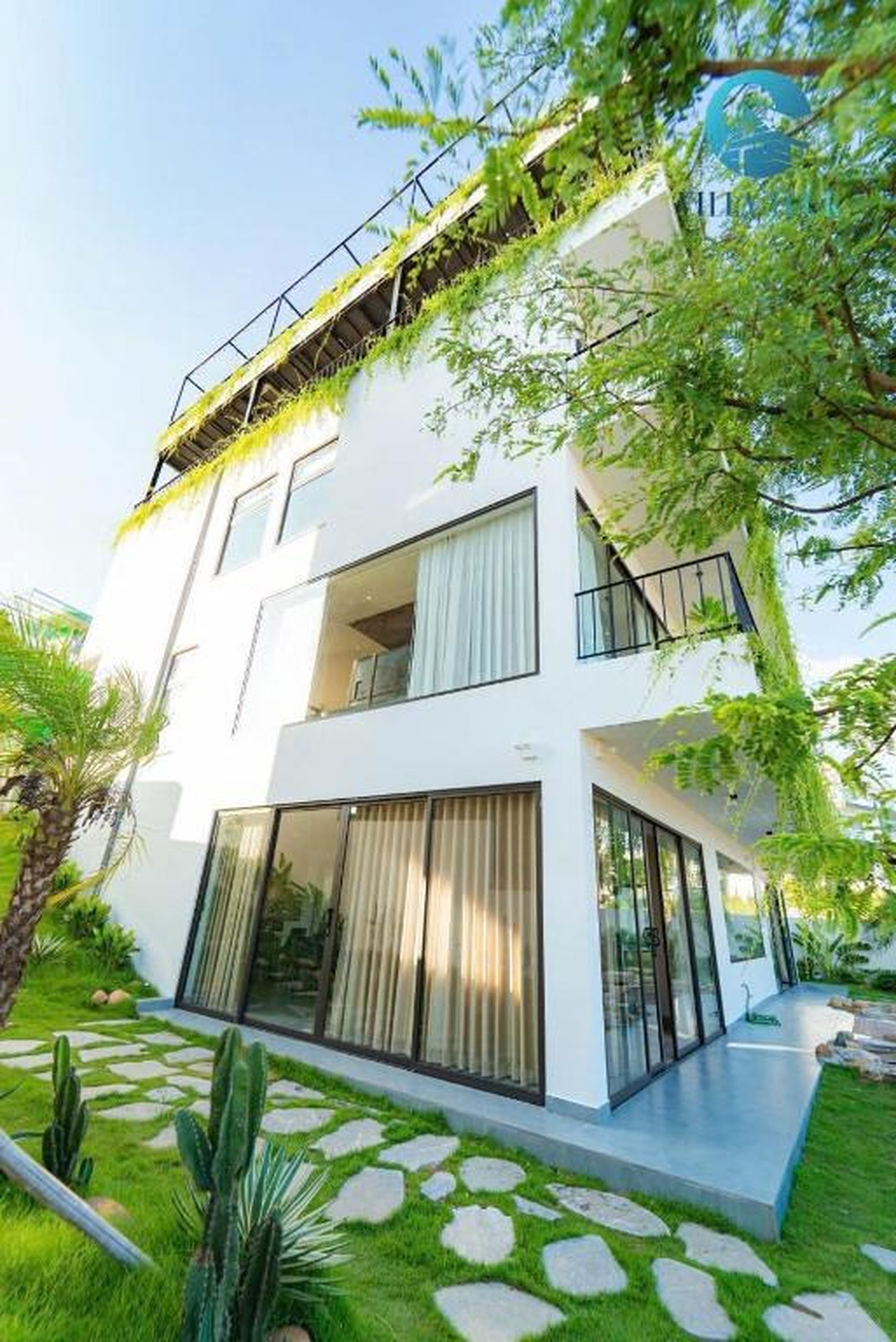 Villa 11 phòng ngủ, bể bơi riêng, phòng karaoke, Bãi Cháy, Hạ Long - Hình 22