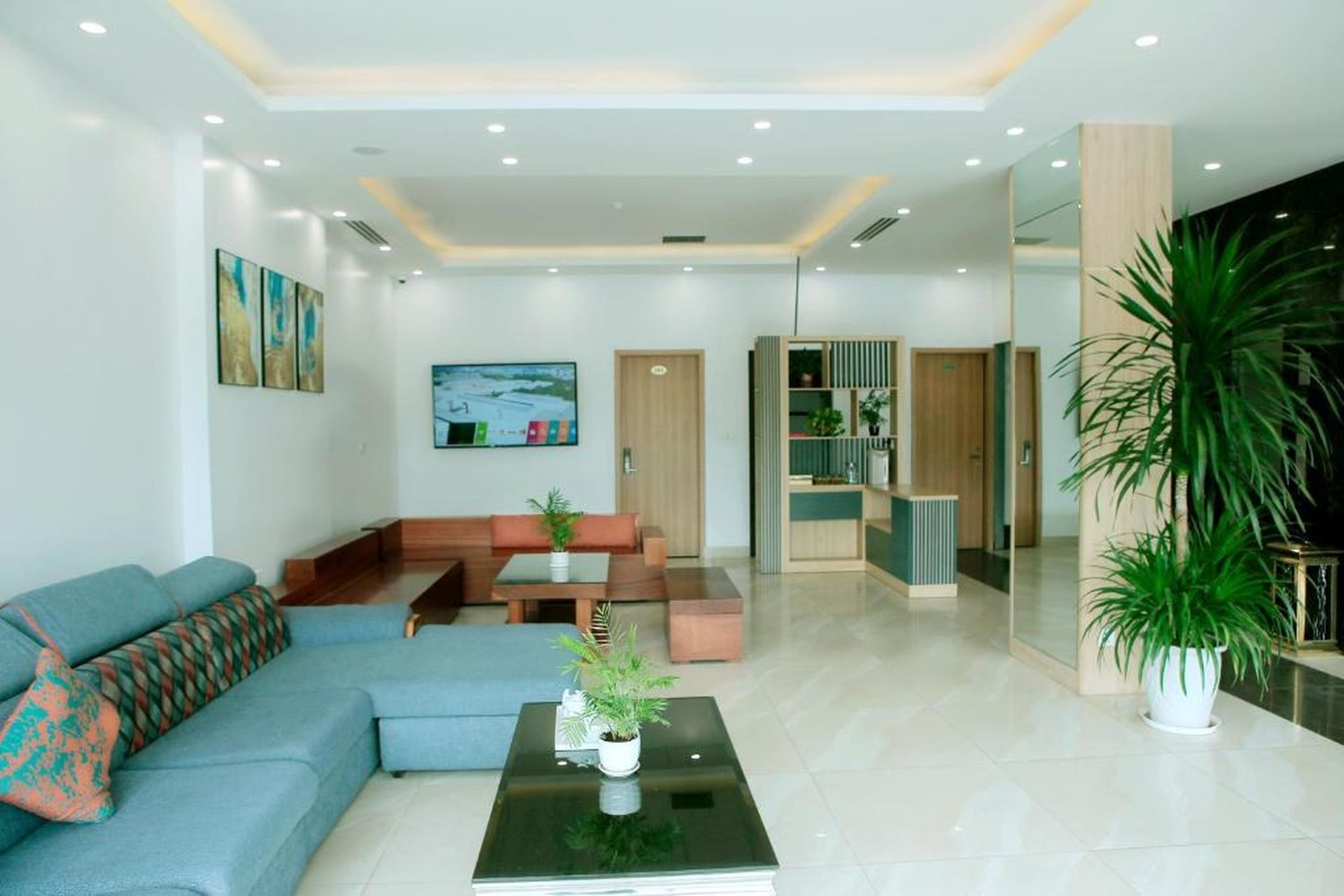 Kim Sentral Hotel - Travel Agency - Hình 7