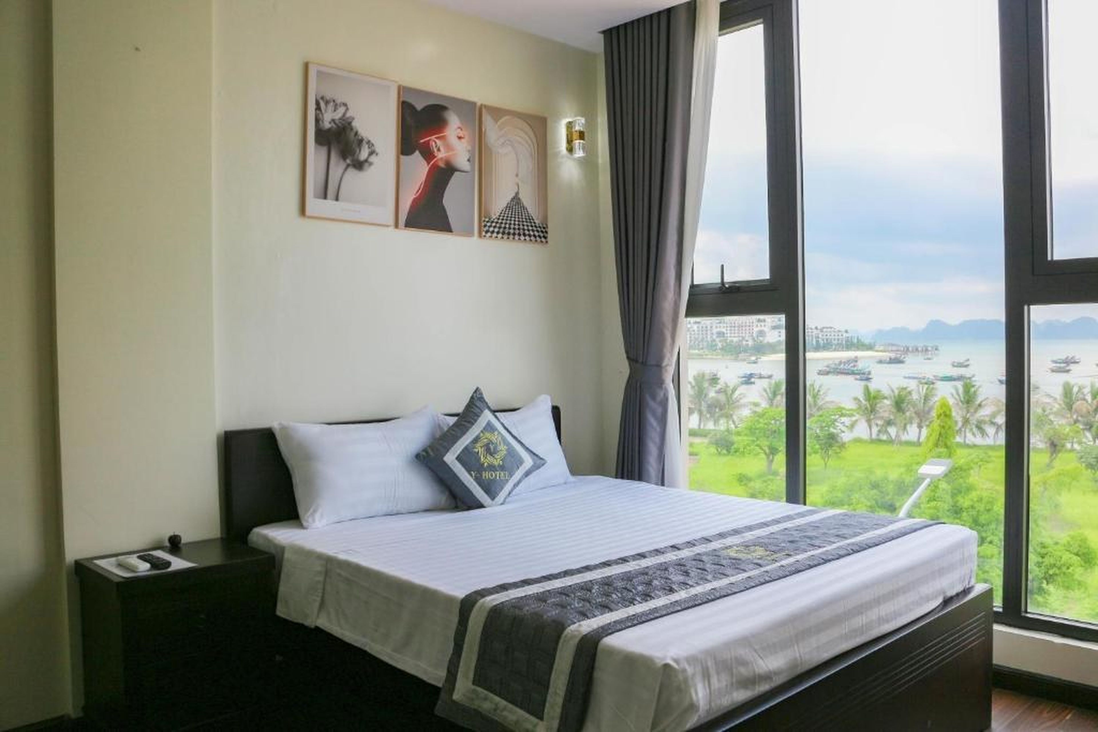 Y - Hotel - Hình 21