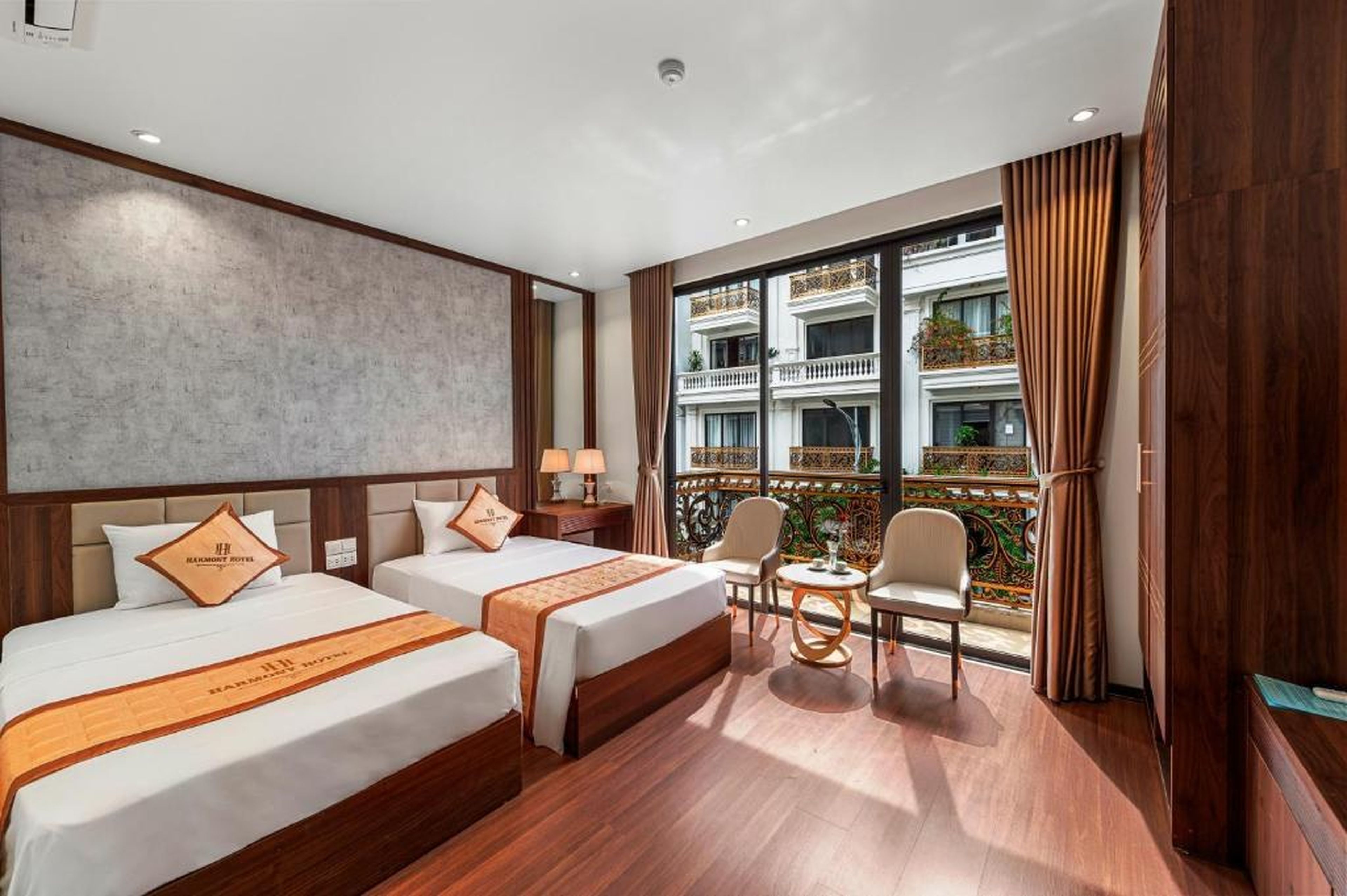 Harmony HaLong Hotel - Hình 1