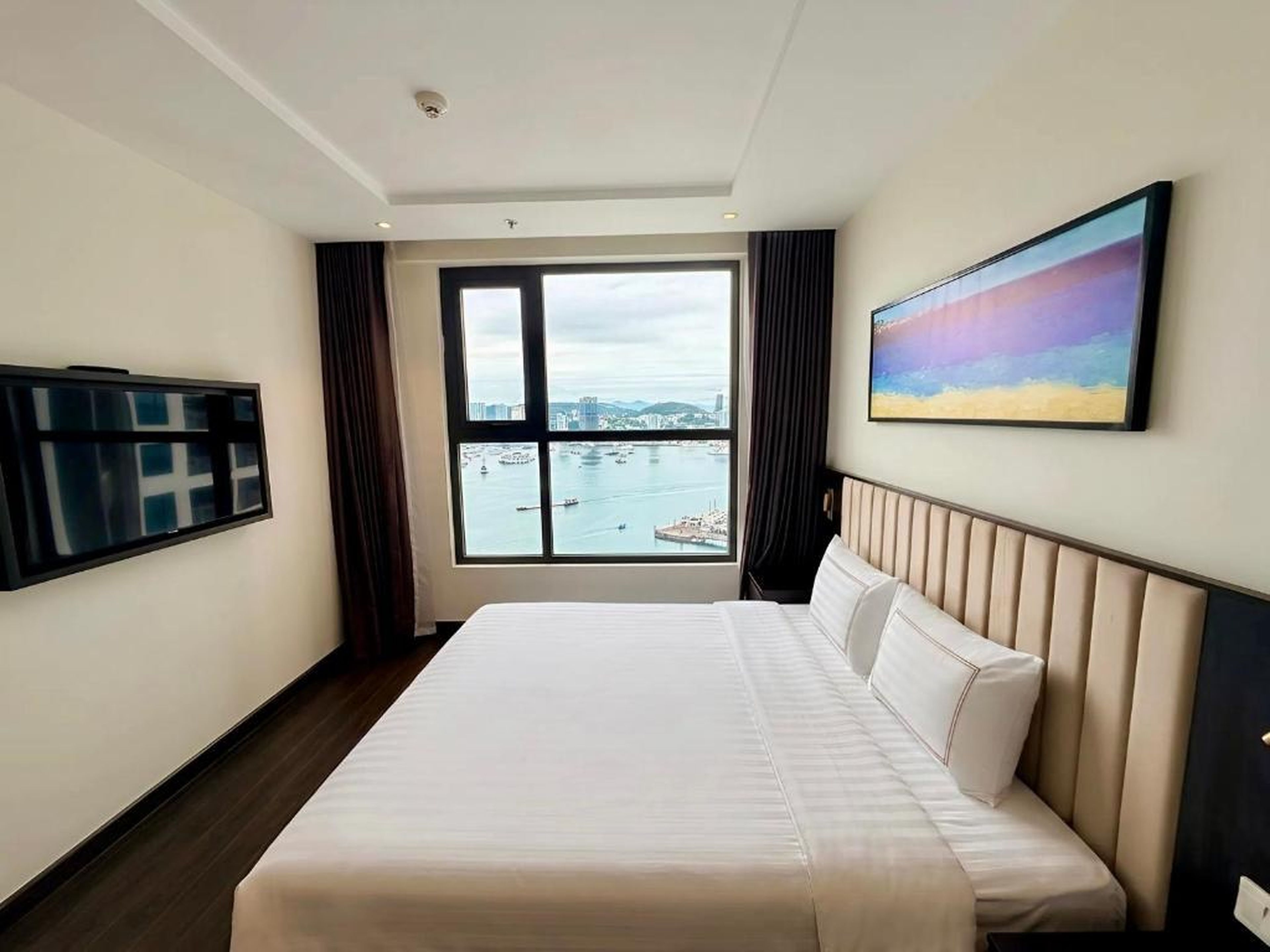Luxury Ocean View Apartments - The Sapphire Ha Long, Studio & 2BR - Hình 3