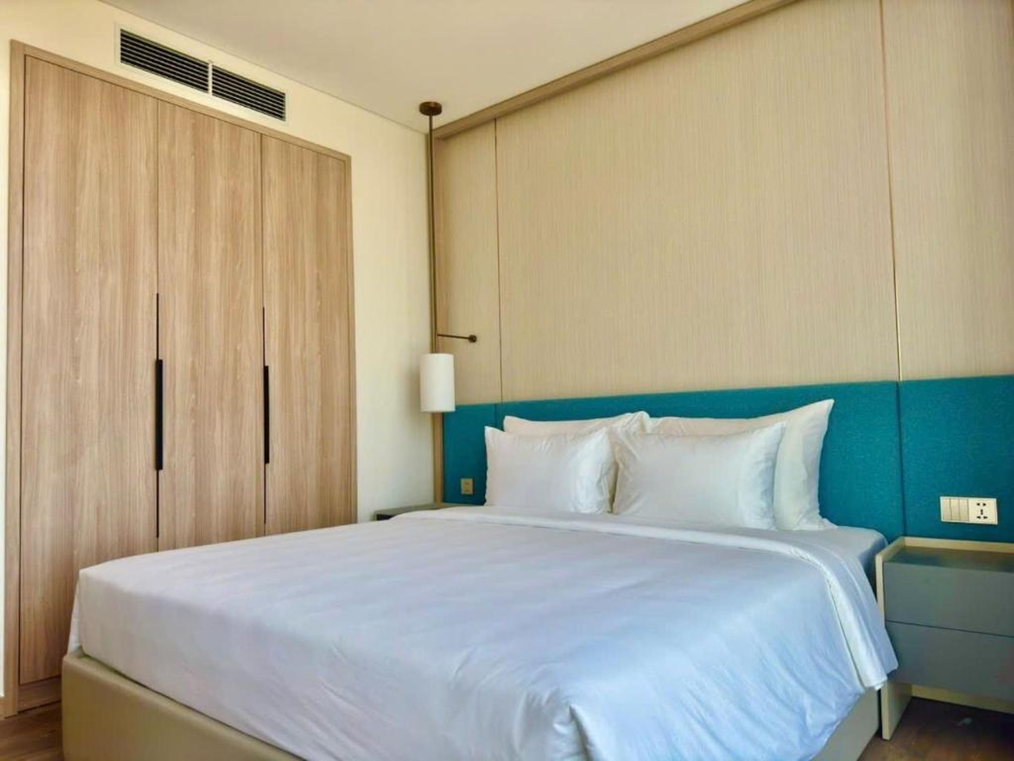 A La Carte Ha Long Paradise Bay - Hình 41