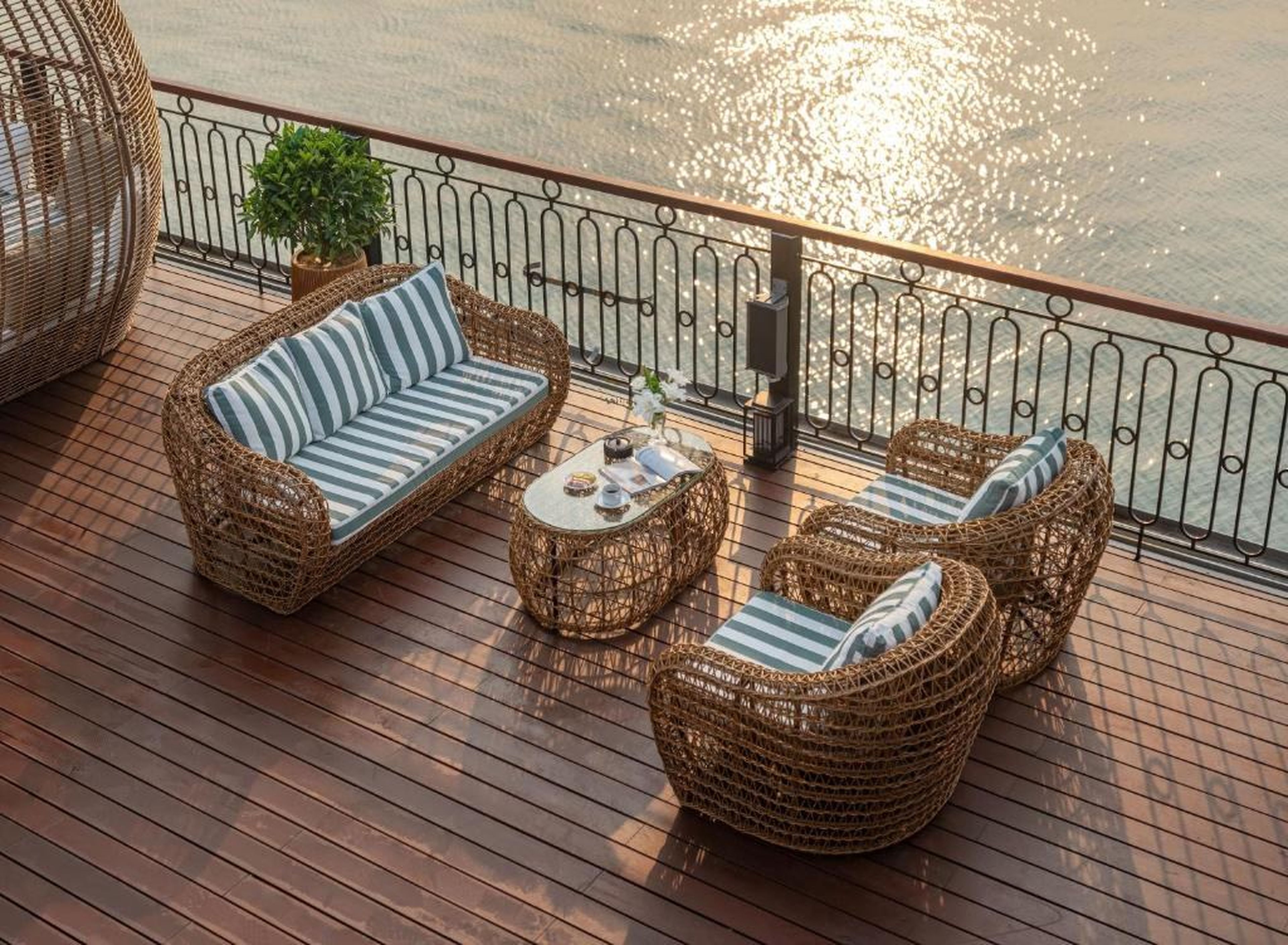 Indochine Grand Lan Ha Bay - Hình 33