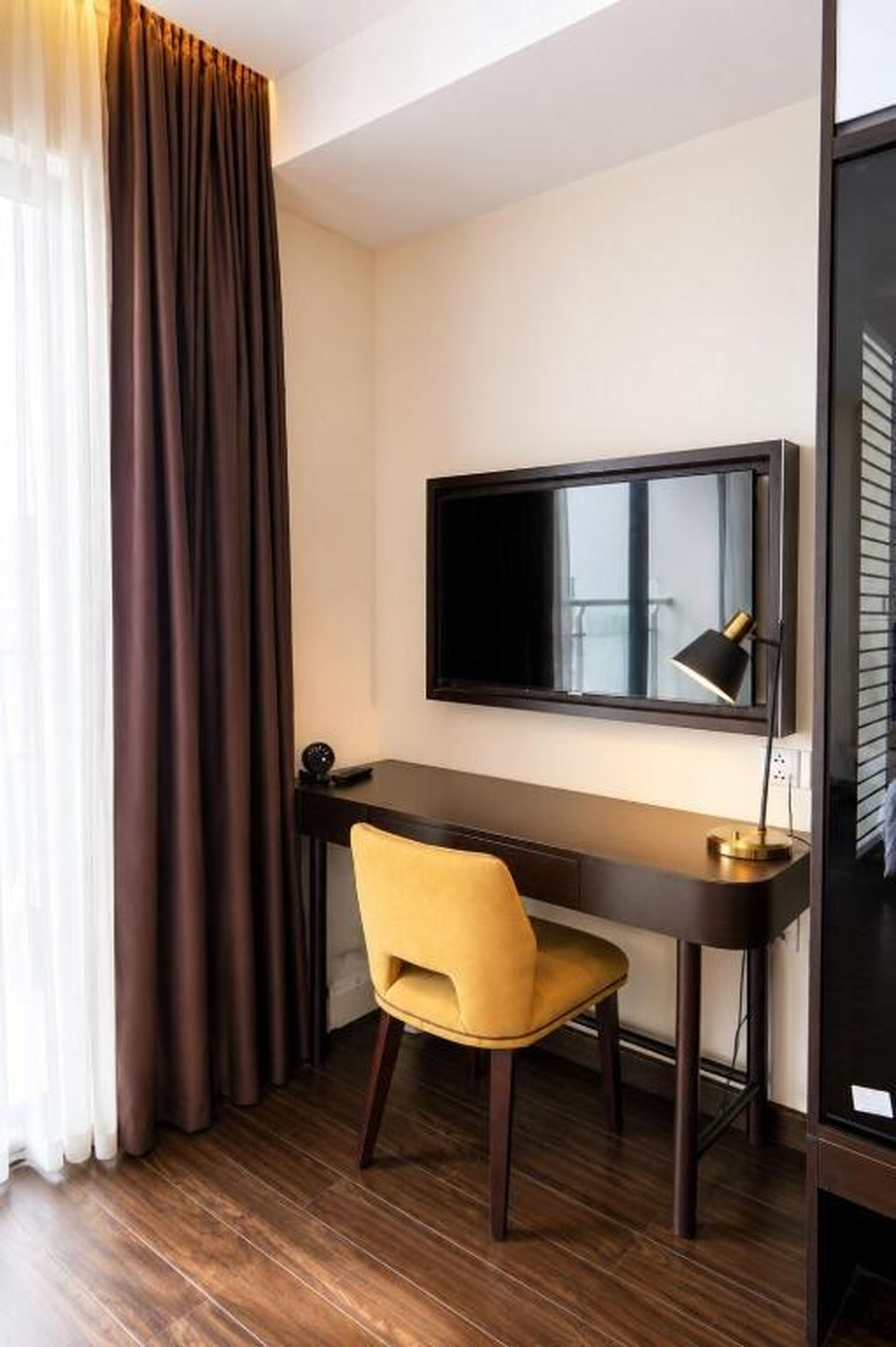 Modern Sapphire Studio Hạ Long Sea View & Fireworks - Hình 7